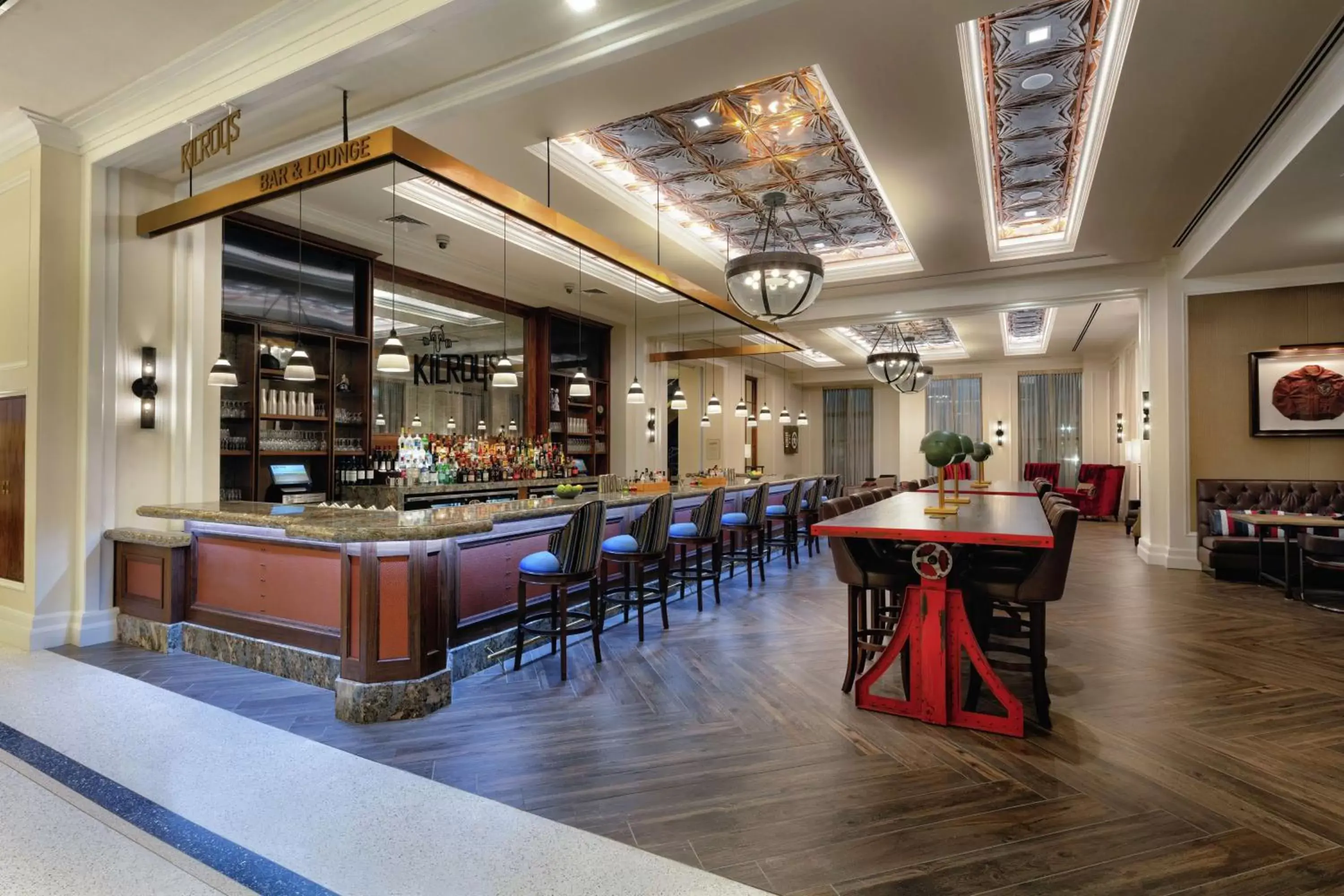 Lounge or bar in Higgins Hotel, Official Hotel of The National WWII Museum, Curio Collection by Hilton