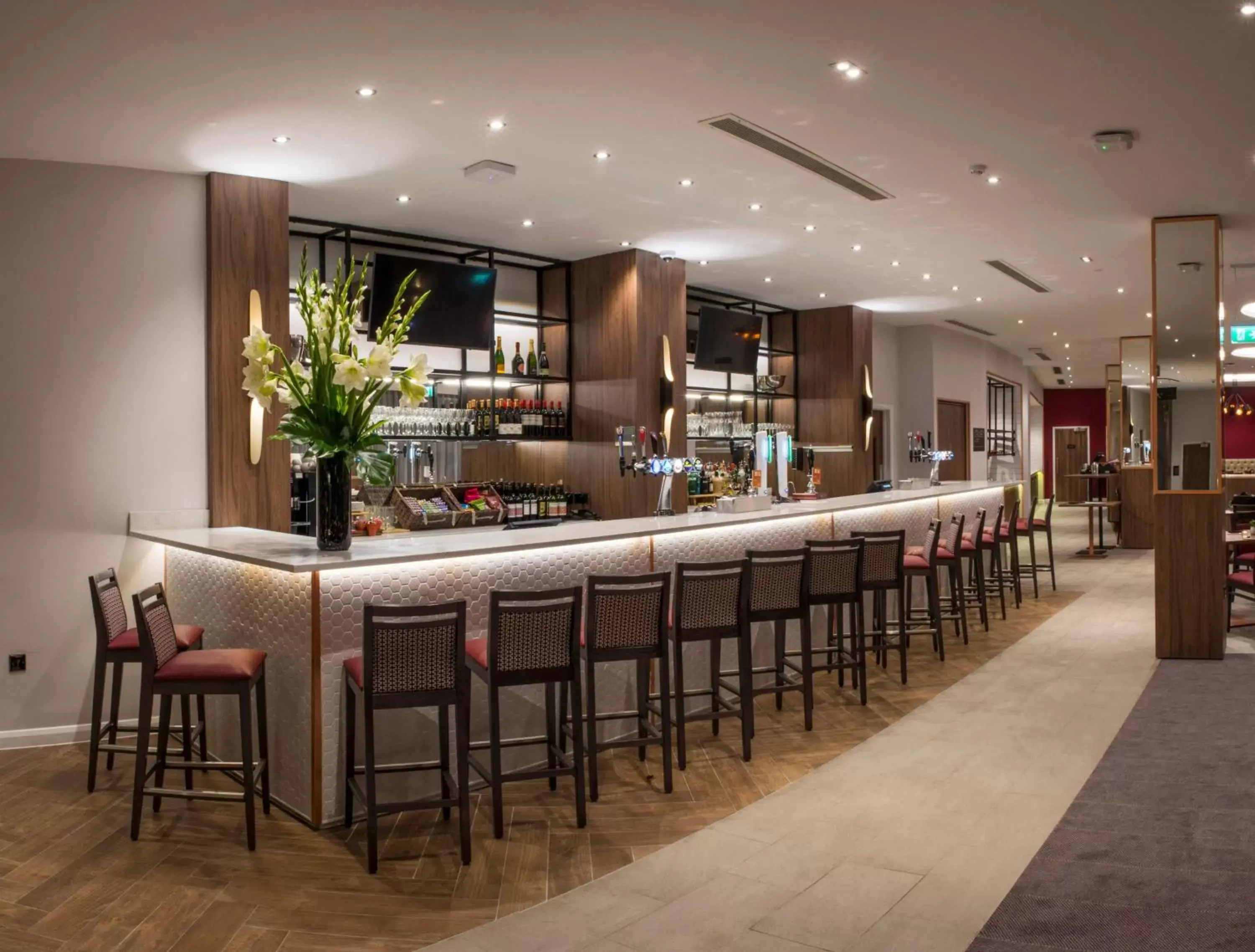 Lounge or bar, Lounge/Bar in Hilton Garden Inn Manchester Emirates Old Trafford