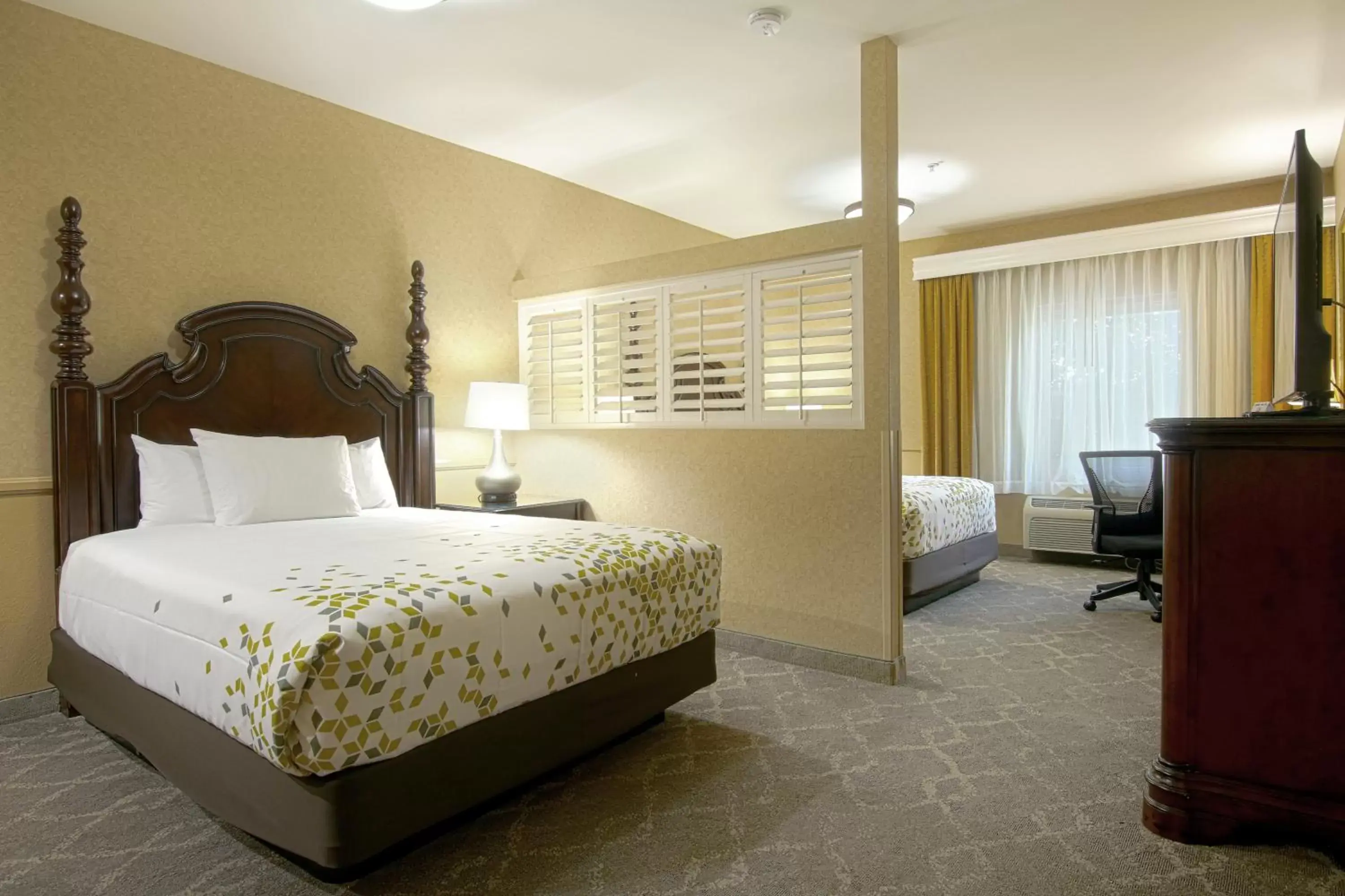 Photo of the whole room, Bed in Azure Hotel&Suites Ontario Trademark Collection by Wyndham