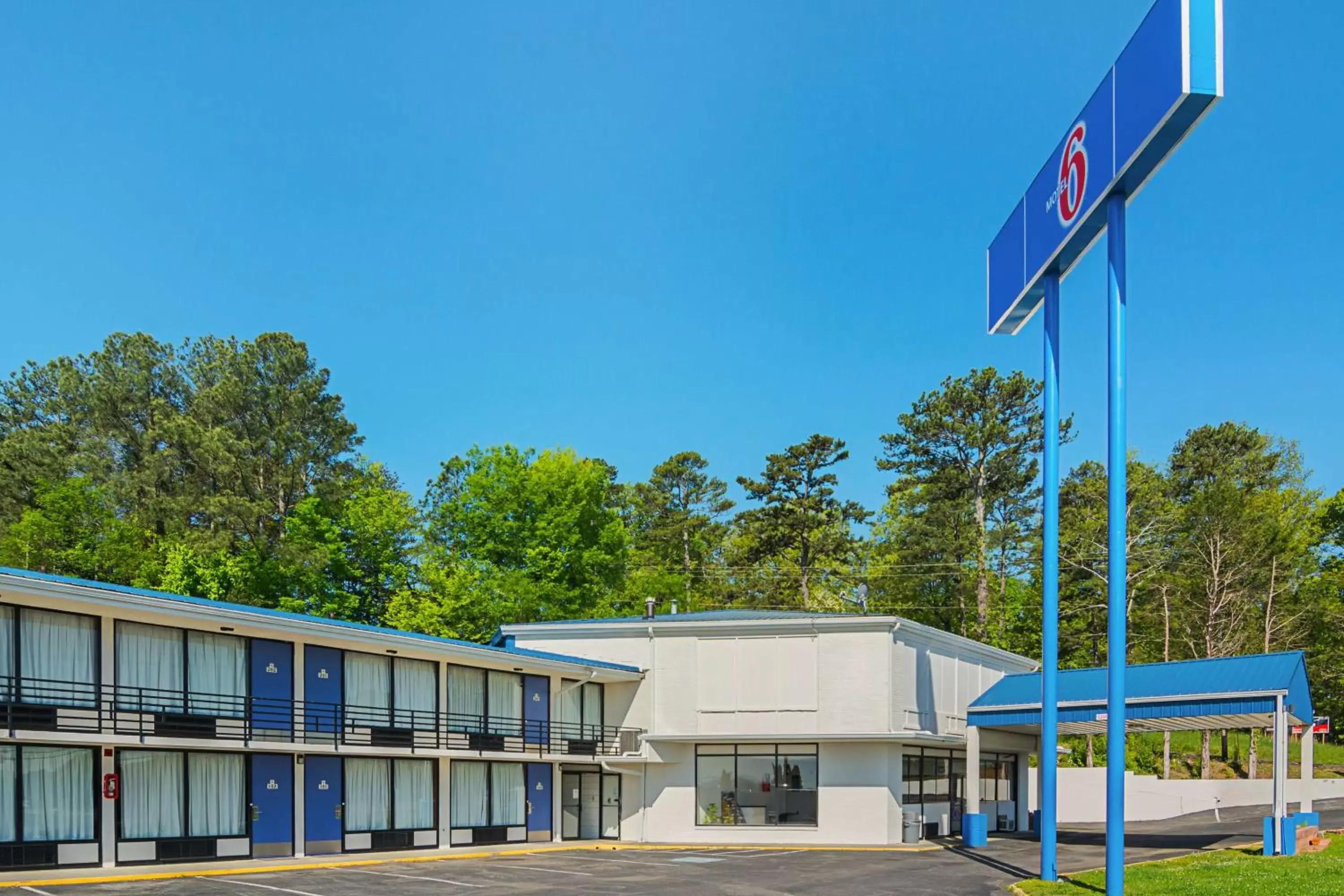 Property building in Motel 6-Cleveland, TN Property building in Motel 6-Cleveland, TN