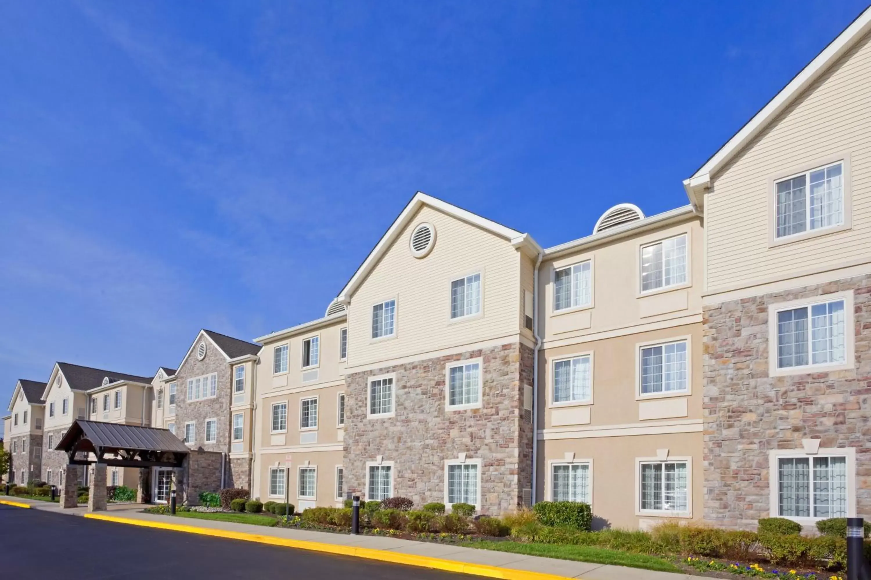 Property Building in Staybridge Suites-Philadelphia/Mount Laurel, an IHG Hotel