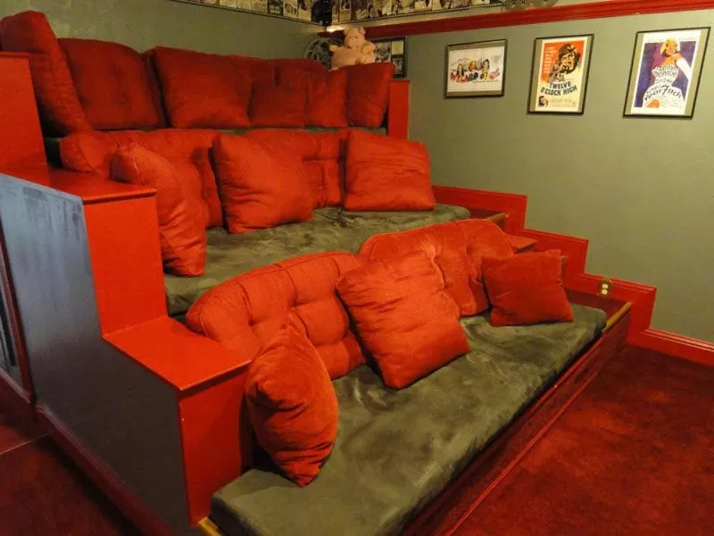 Seating Area in Book Nook Inn