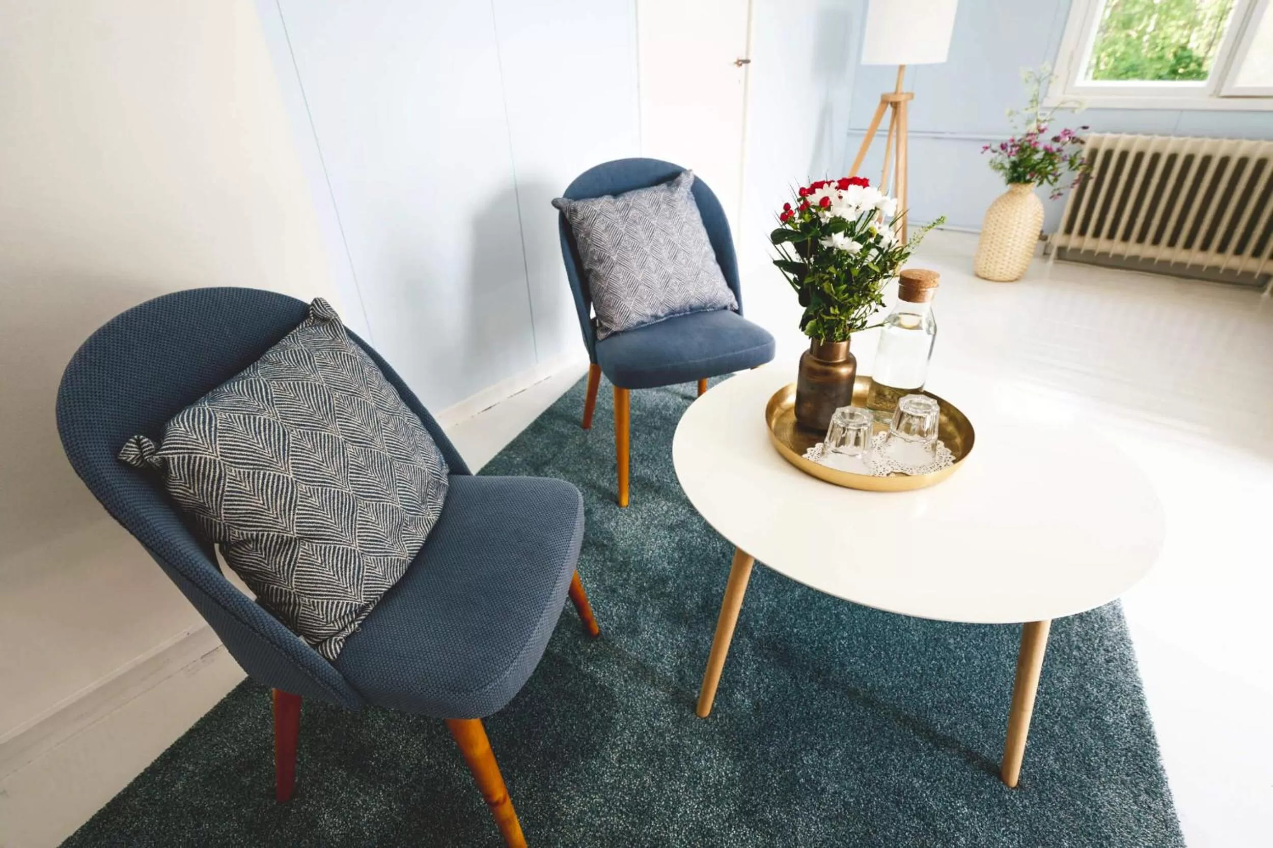 Seating area in Olo Center by Kolovesi National Park