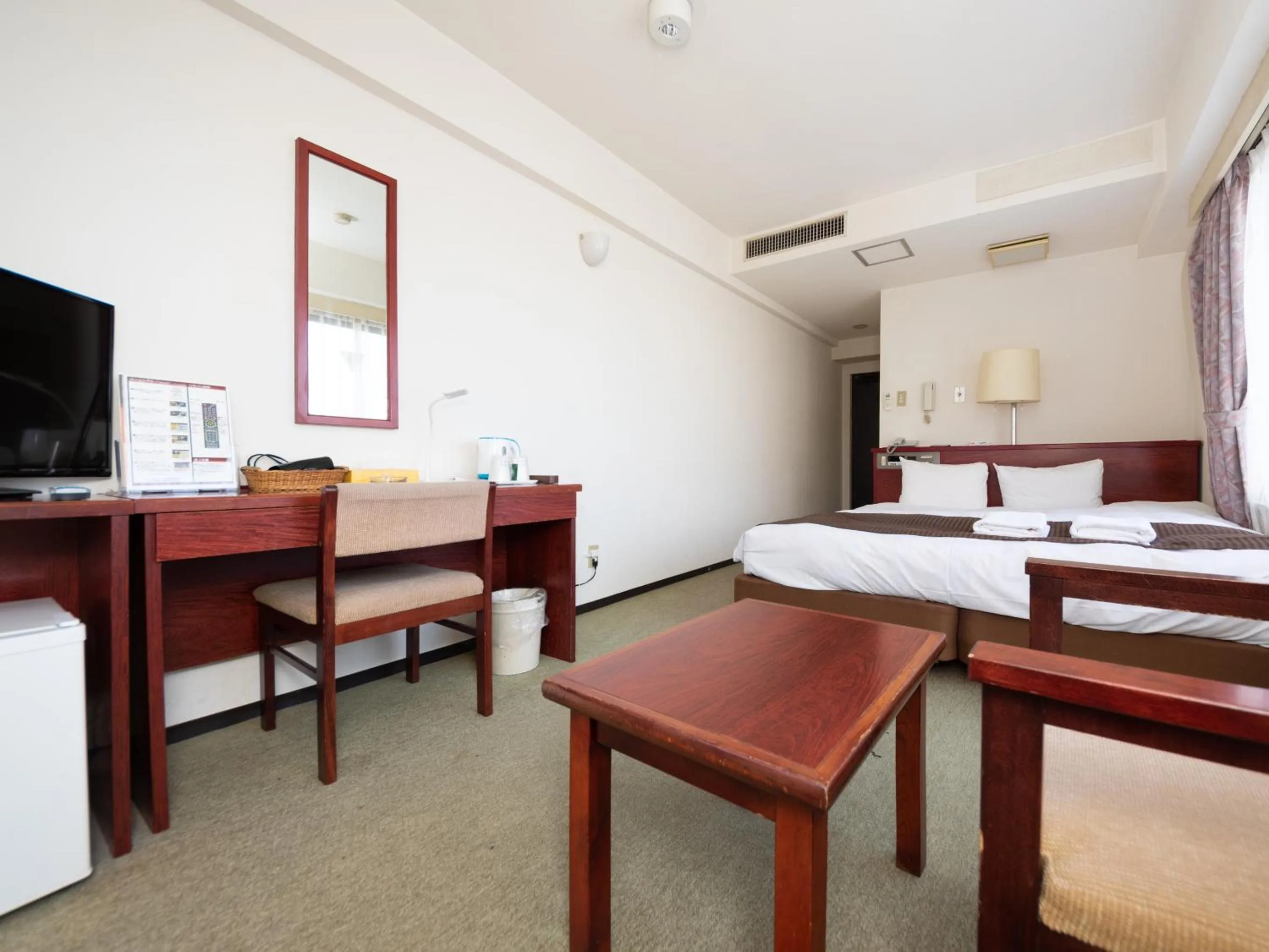 Photo of the whole room, Bed in Sky Heart Hotel Koiwa