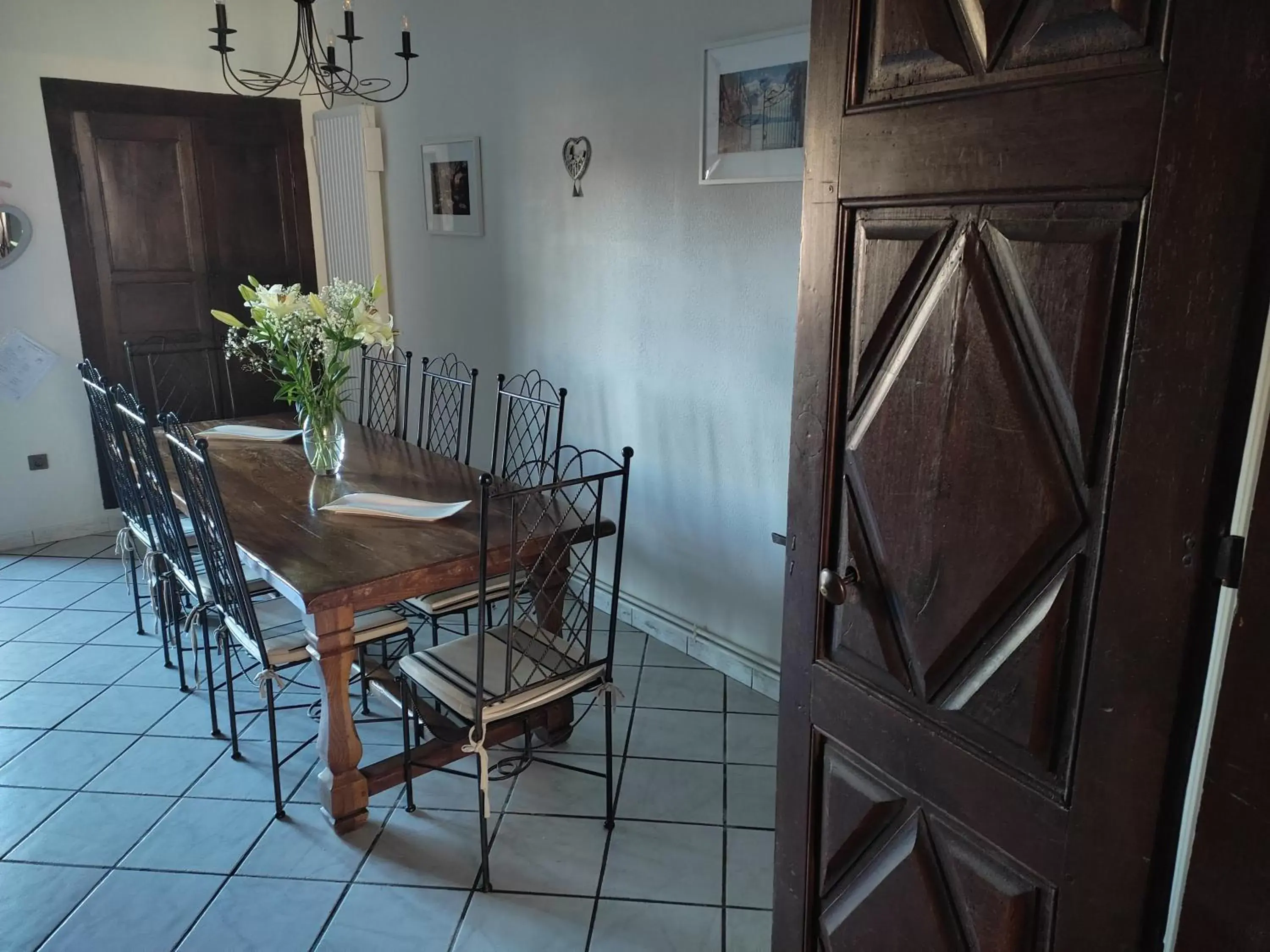 Dining Area in B&B Amphitryon