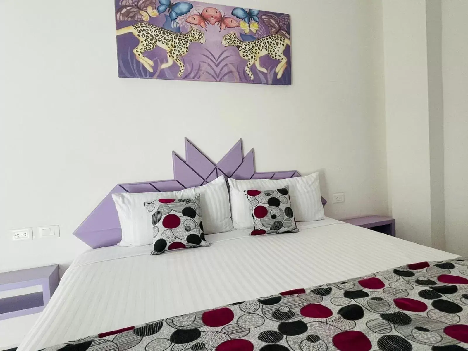 Bedroom, Bed in WINDAY HOTEL - Cerca 5a Avenida