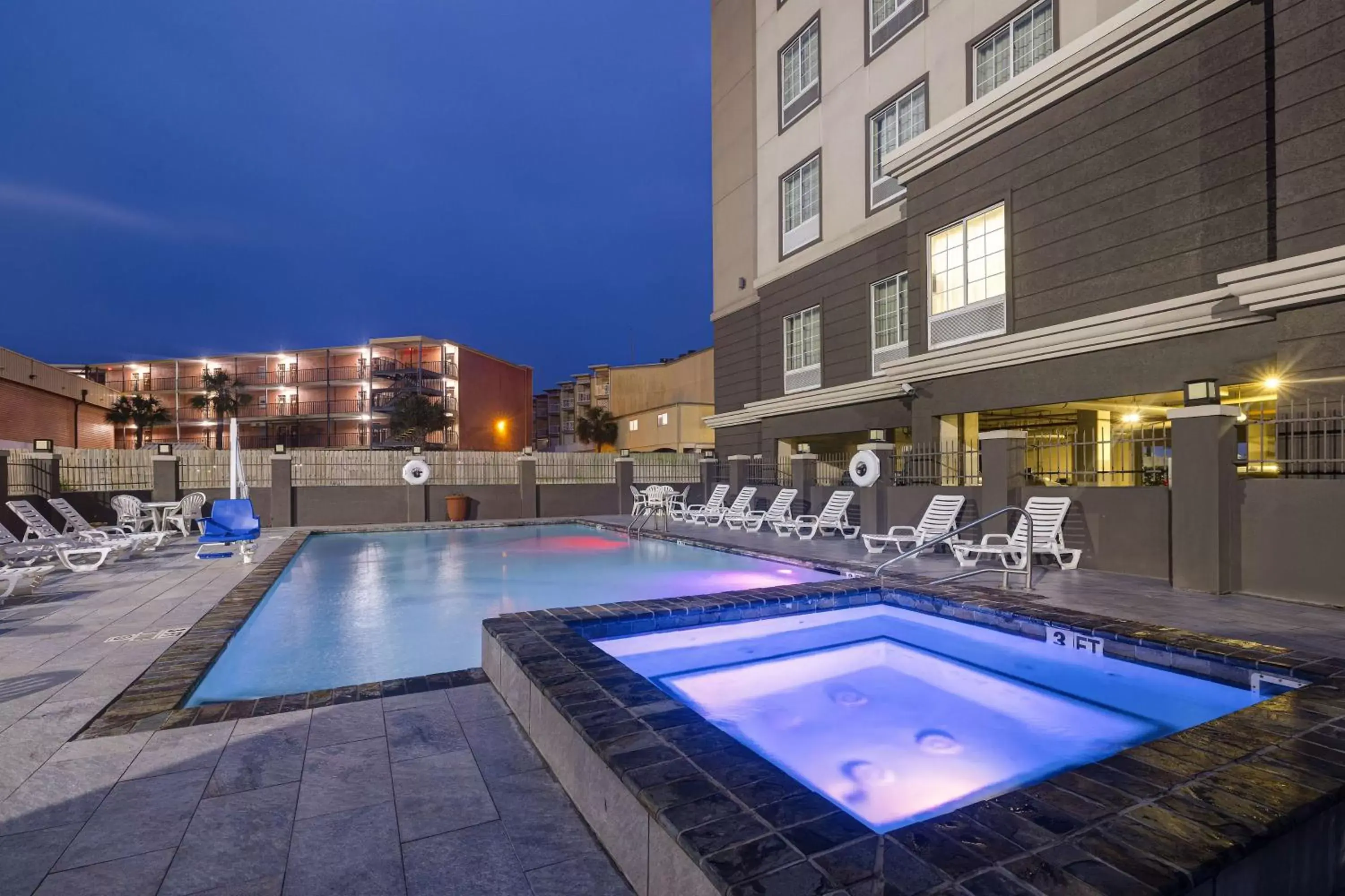 Pool view, Swimming Pool in Hampton Inn & Suites Galveston