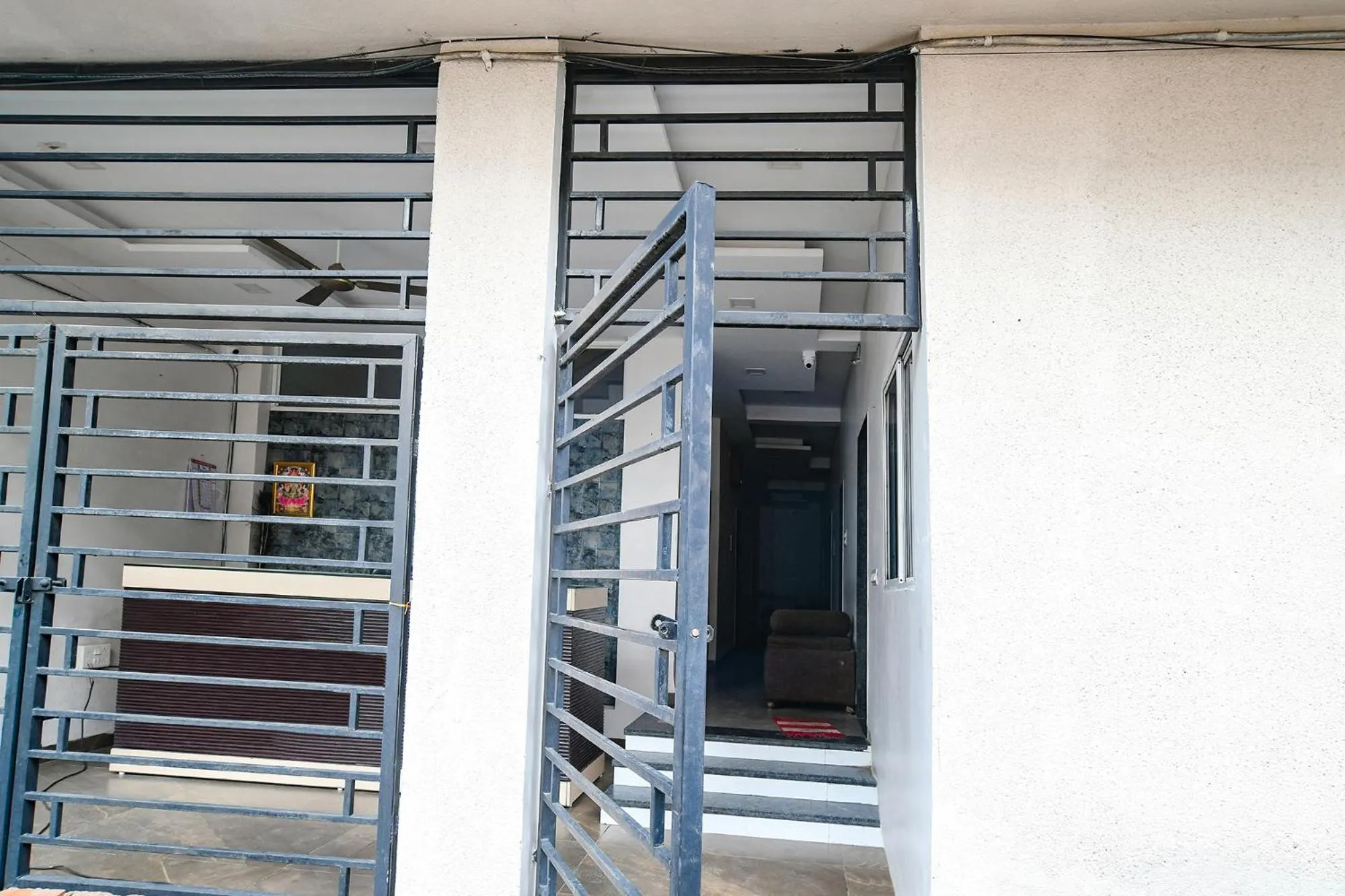 Lobby or reception in FabExpress Golden Epoch