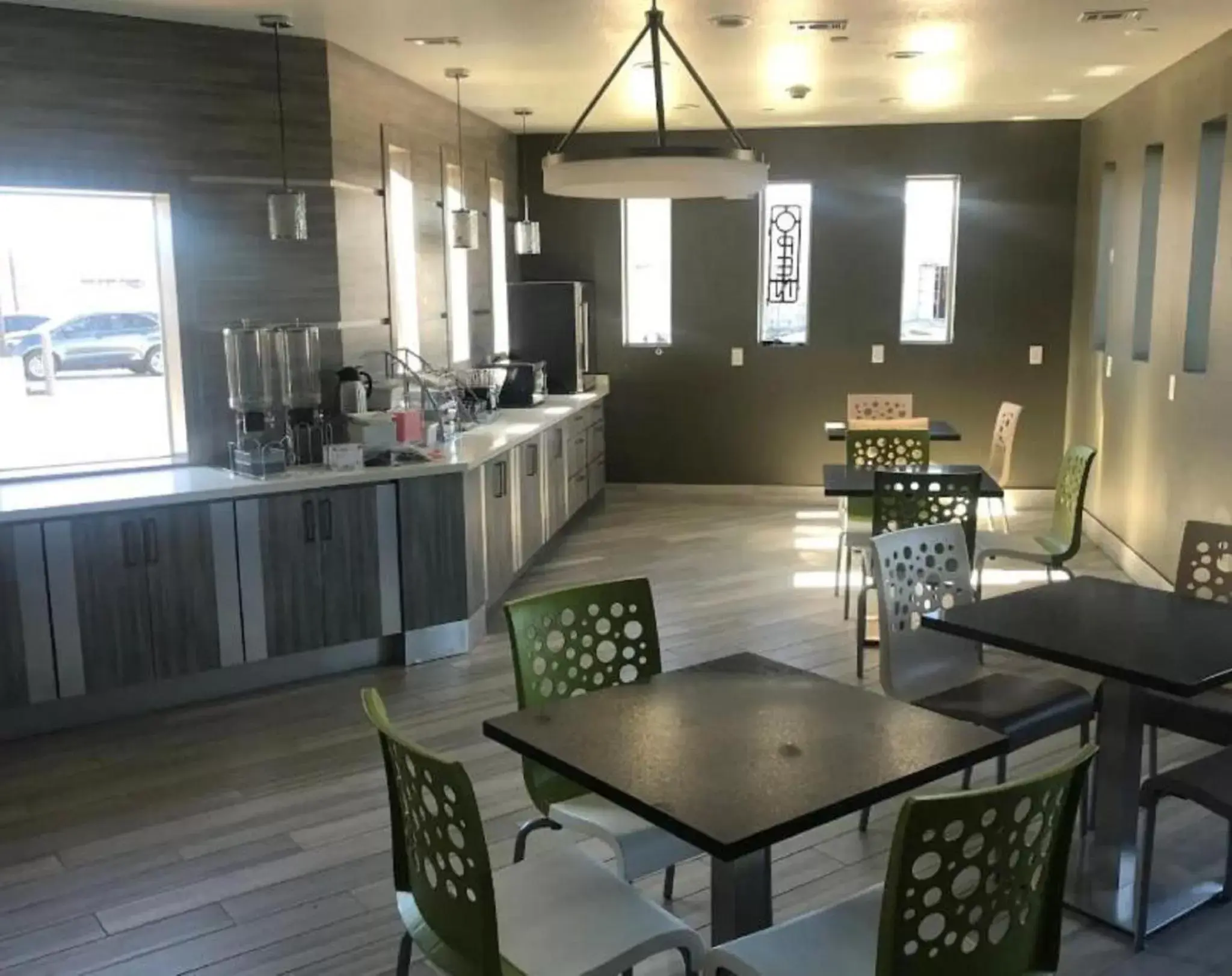 Dining area, Restaurant/Places to Eat in Super 8 by Wyndham Spring/North Houston