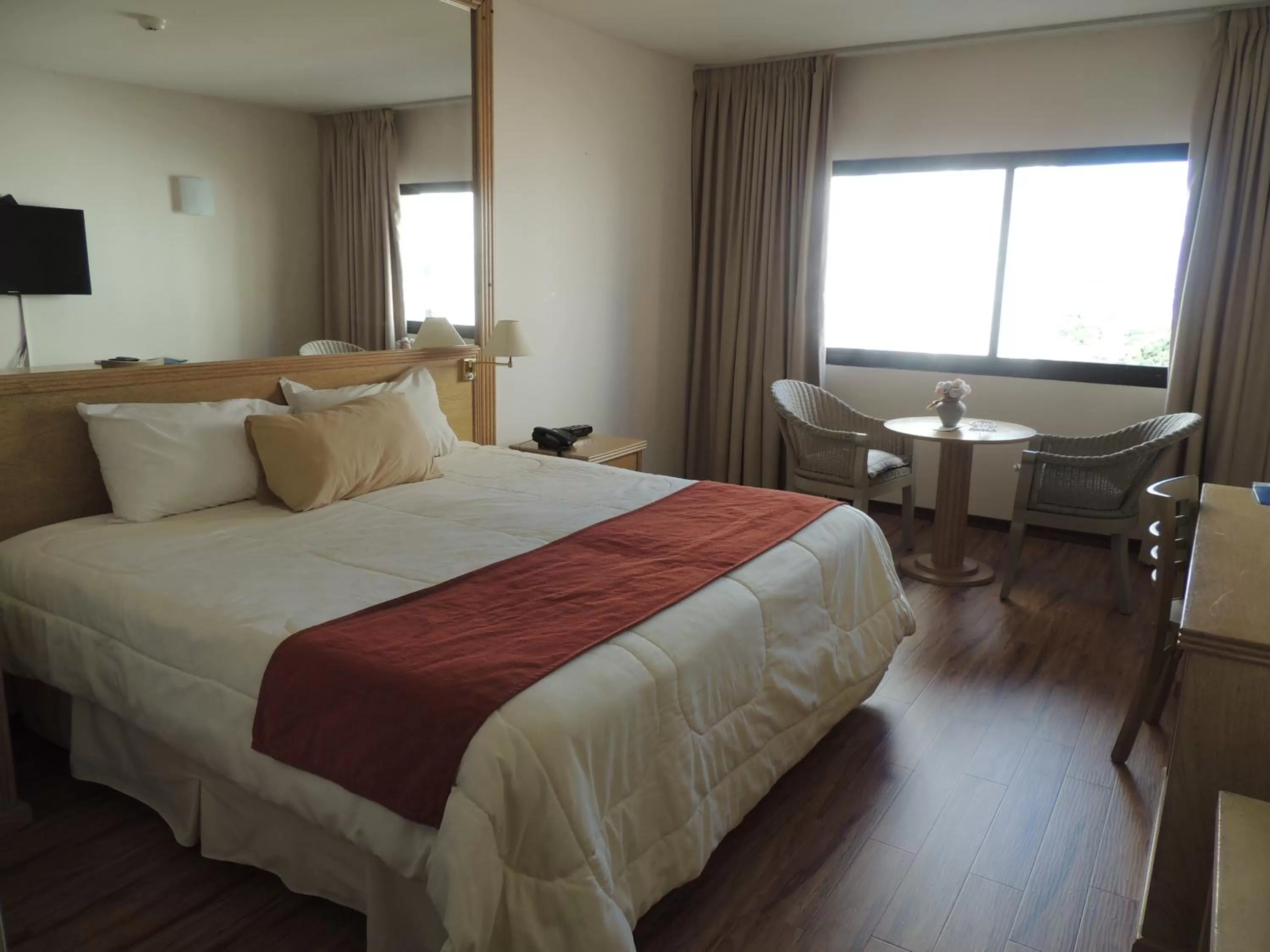 Photo of the whole room, Bed in La Foret