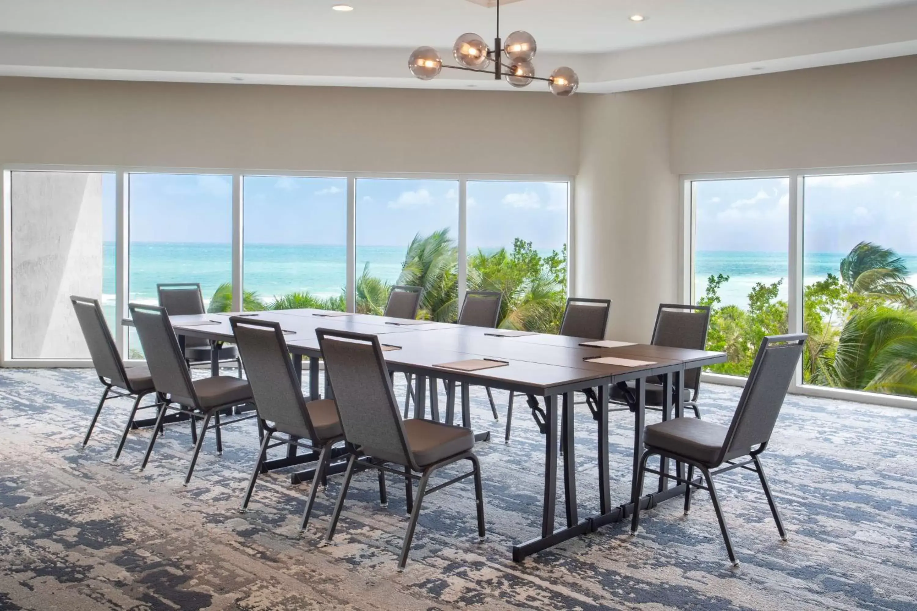 Meeting/conference room in DoubleTree by Hilton Ocean Point Resort - North Miami Beach