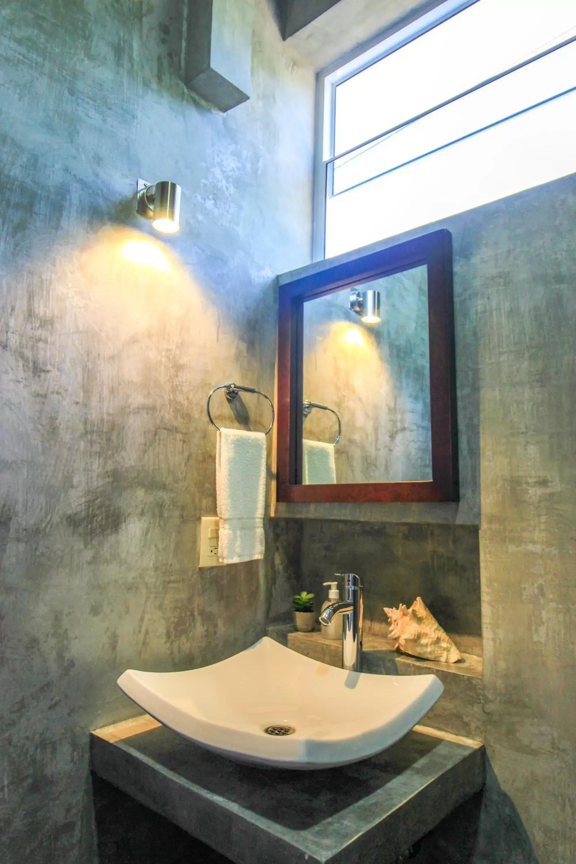 Bathroom in Casa de Olas Boutique Hotel