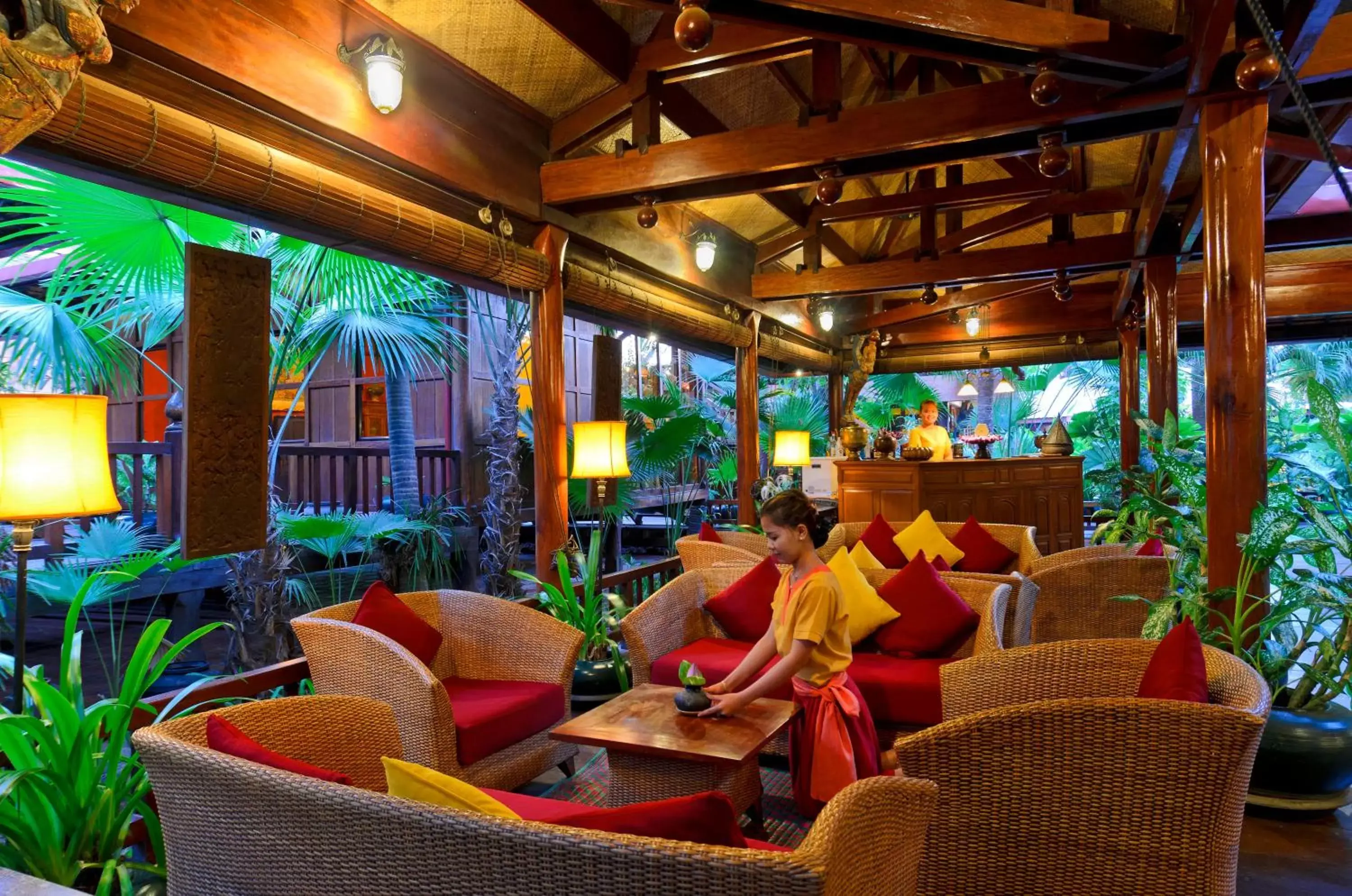 Restaurant/Places to Eat in Angkor Village Hotel