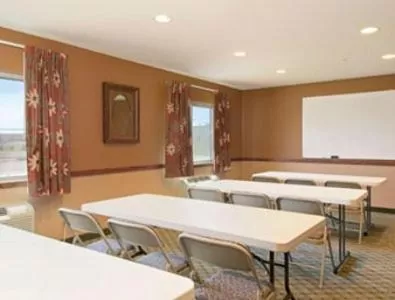 Meeting/conference room in Super 8 by Wyndham Topeka at Forbes Landing