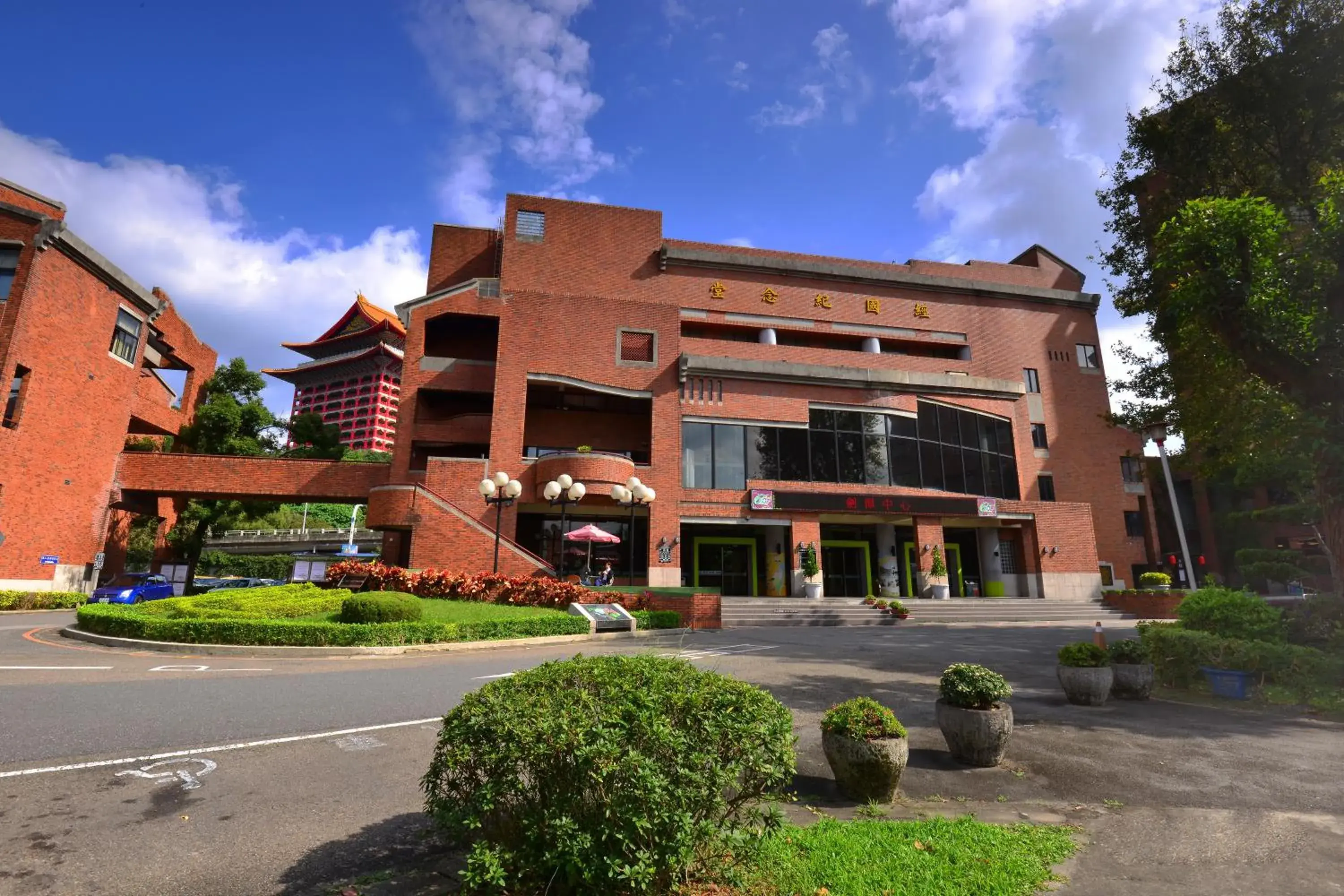 Area and facilities, Property Building in CHIENTAN Youth Hotel