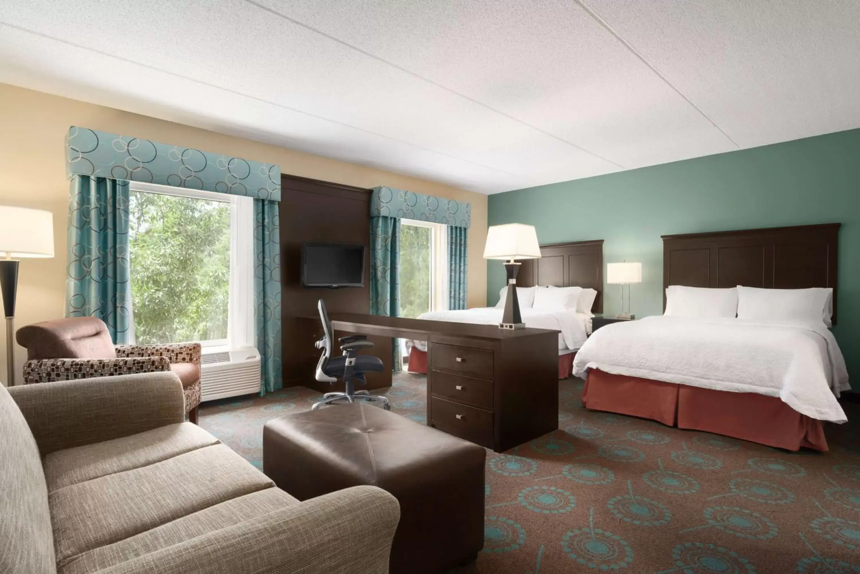 Bedroom in Hampton Inn & Suites Bluffton-Sun City