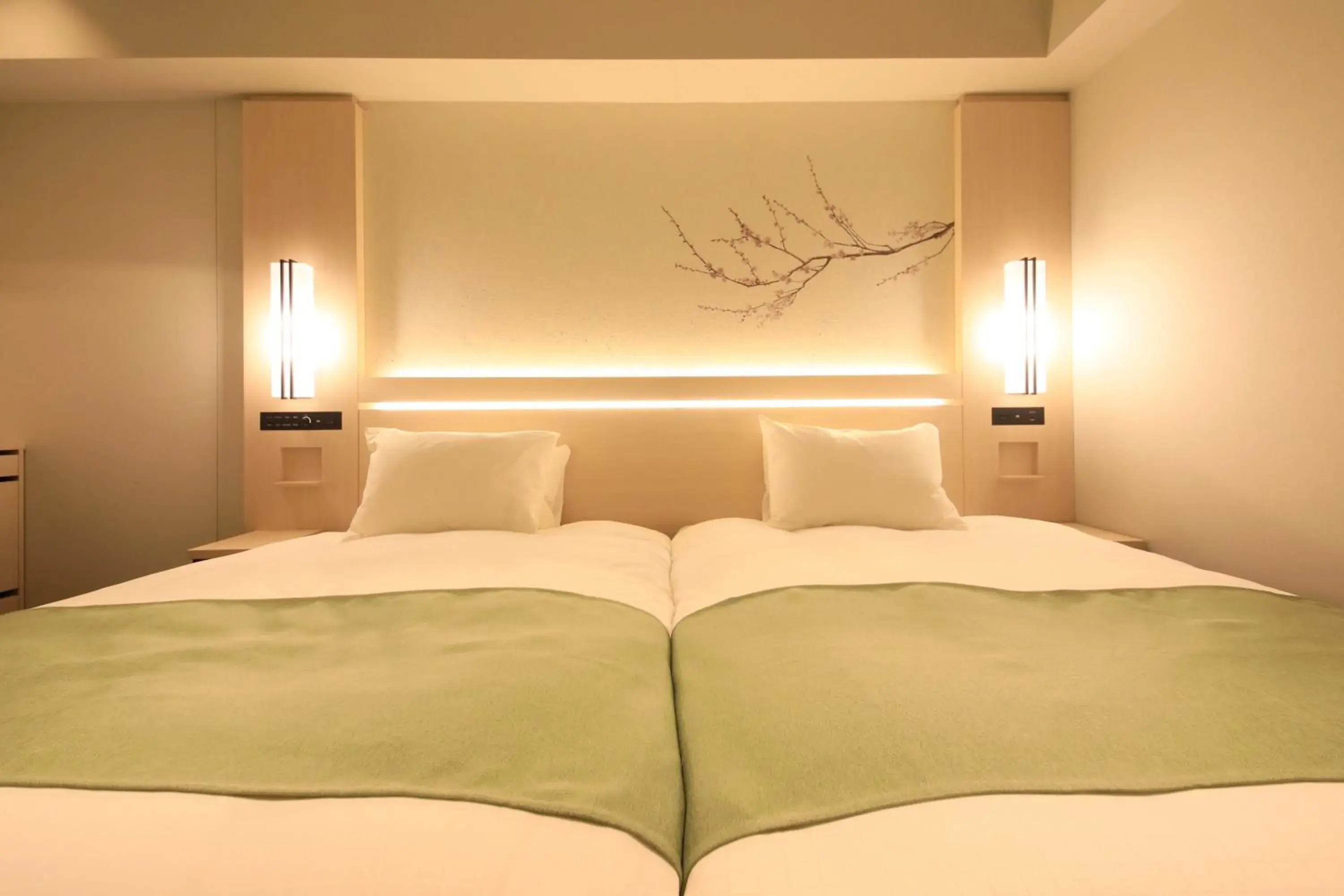 Bed in Hotel Yaenomidori Tokyo