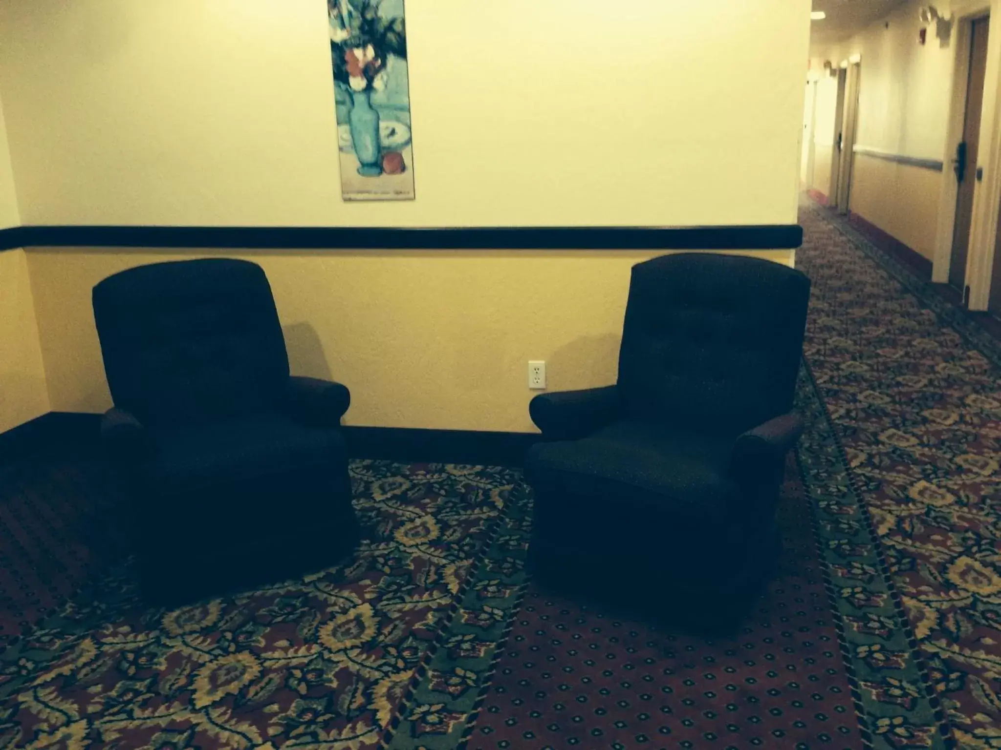 Seating Area in Quality Inn