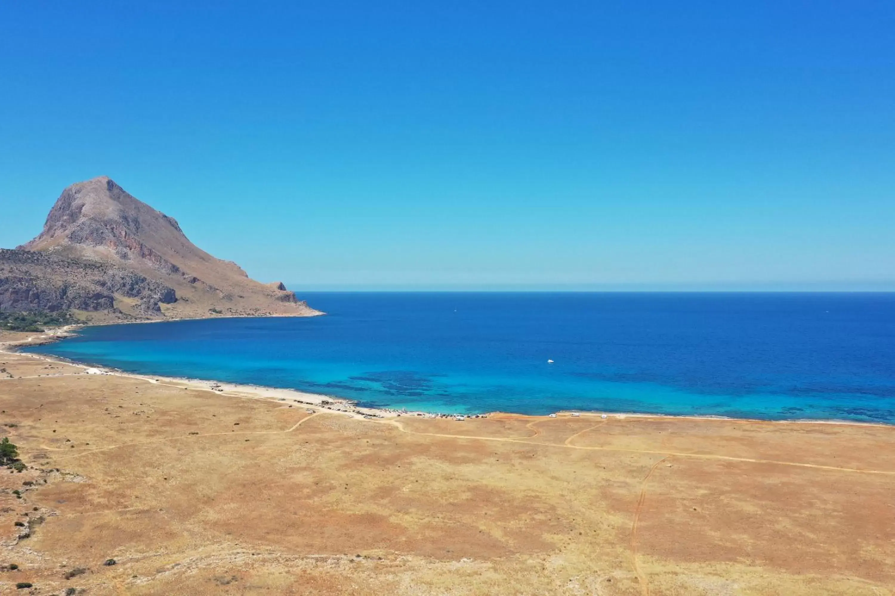 Beach in LA DAMA