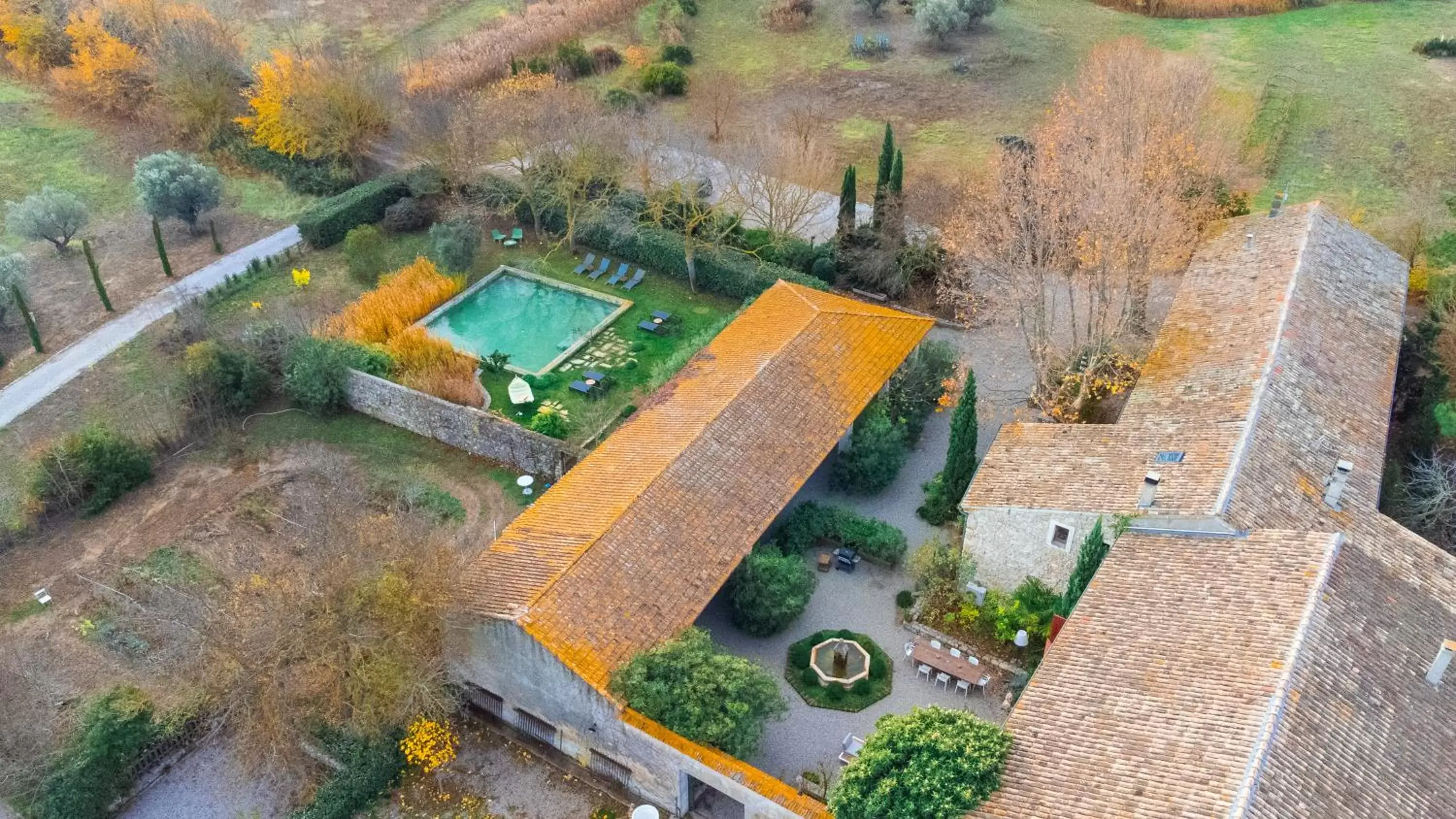 Property building, Bird's-eye View in WAYA à Domaine Saint Domingue