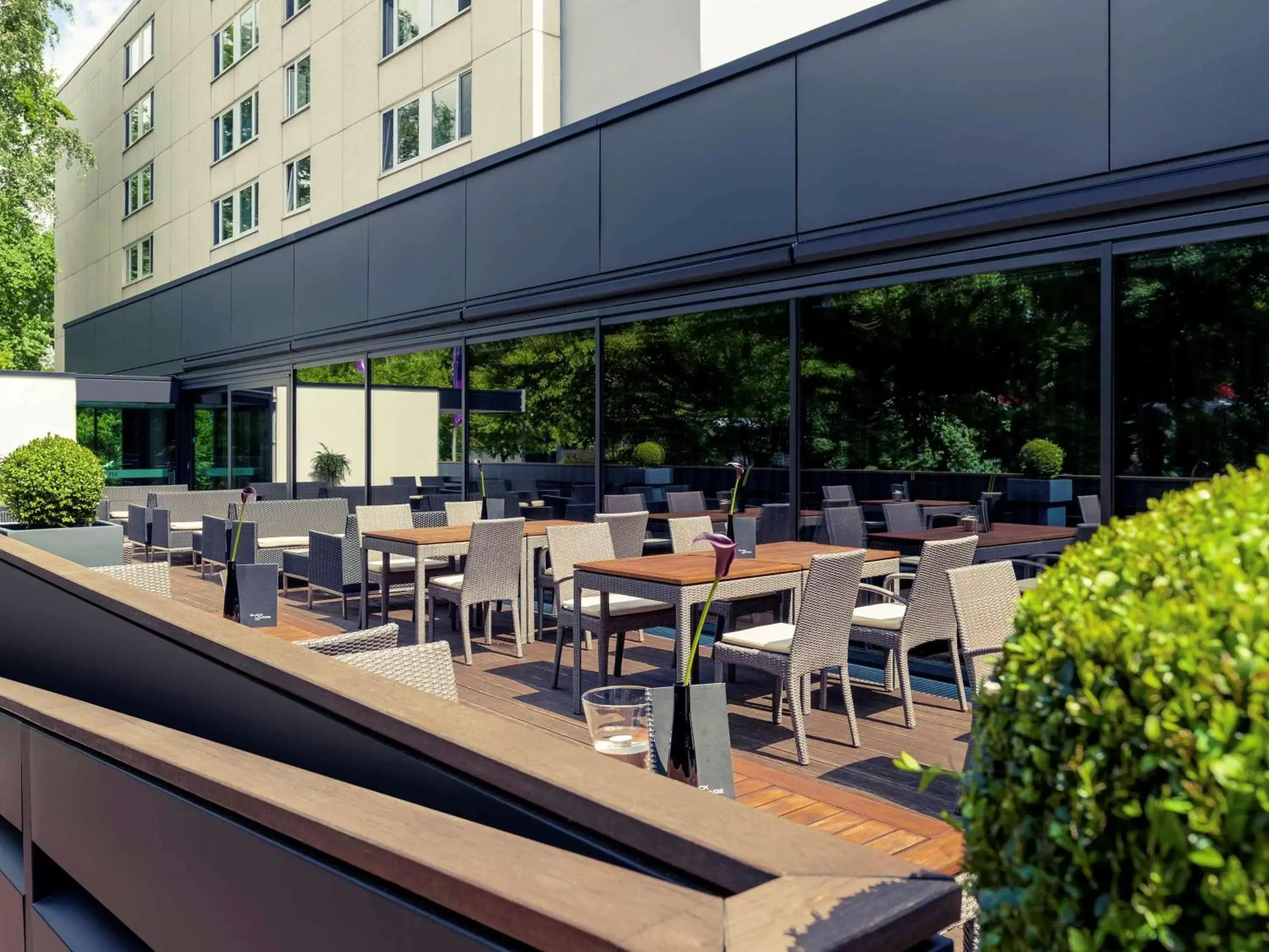 Property building, Restaurant/Places to Eat in Congress Hotel Mercure Nürnberg an der Messe