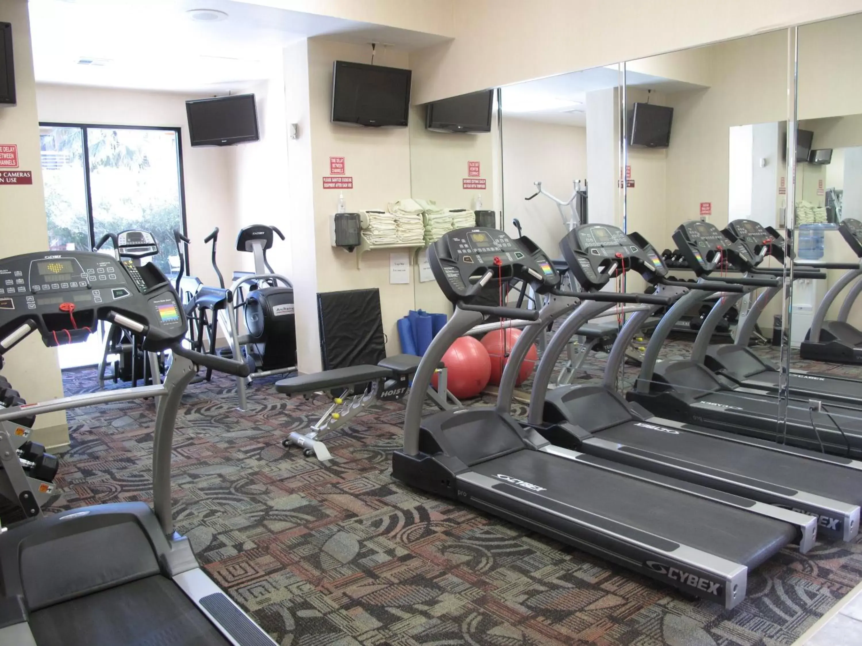 Fitness centre/facilities, Fitness Center/Facilities in Wyndham El Paso Airport and Water Park