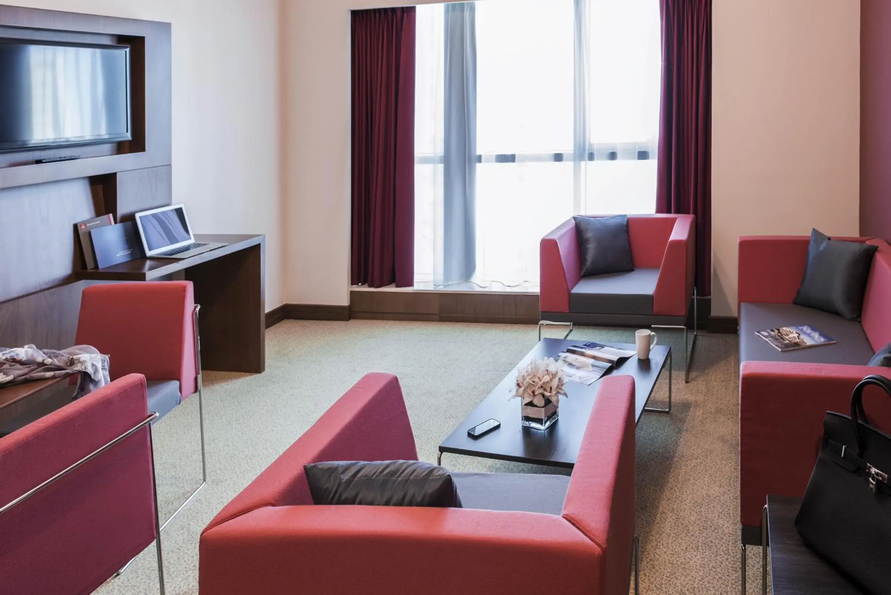 Living room, Seating Area in Aparthotel Adagio Fujairah