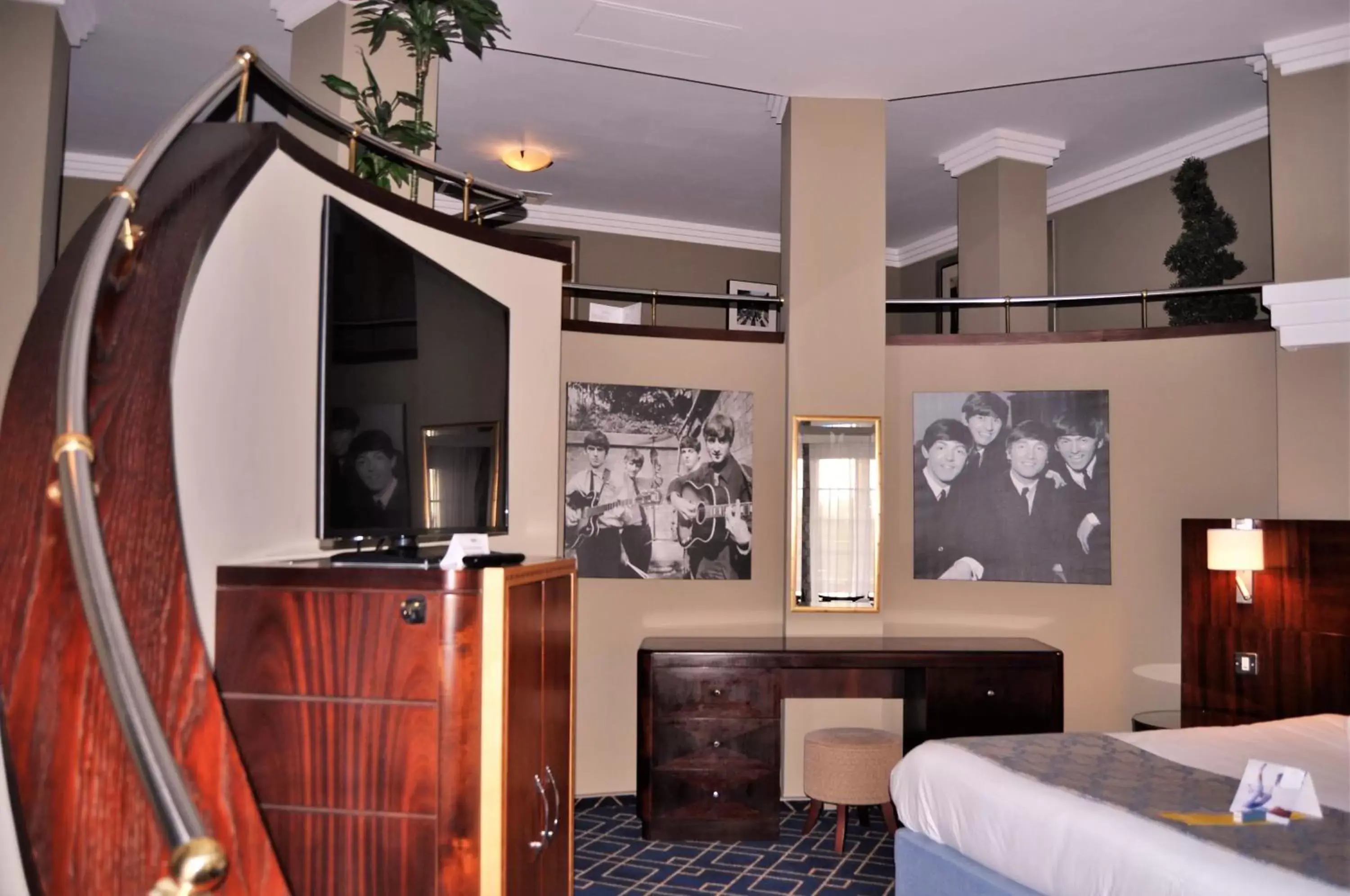 Photo of the whole room in Crowne Plaza Liverpool - John Lennon Airport, an IHG Hotel