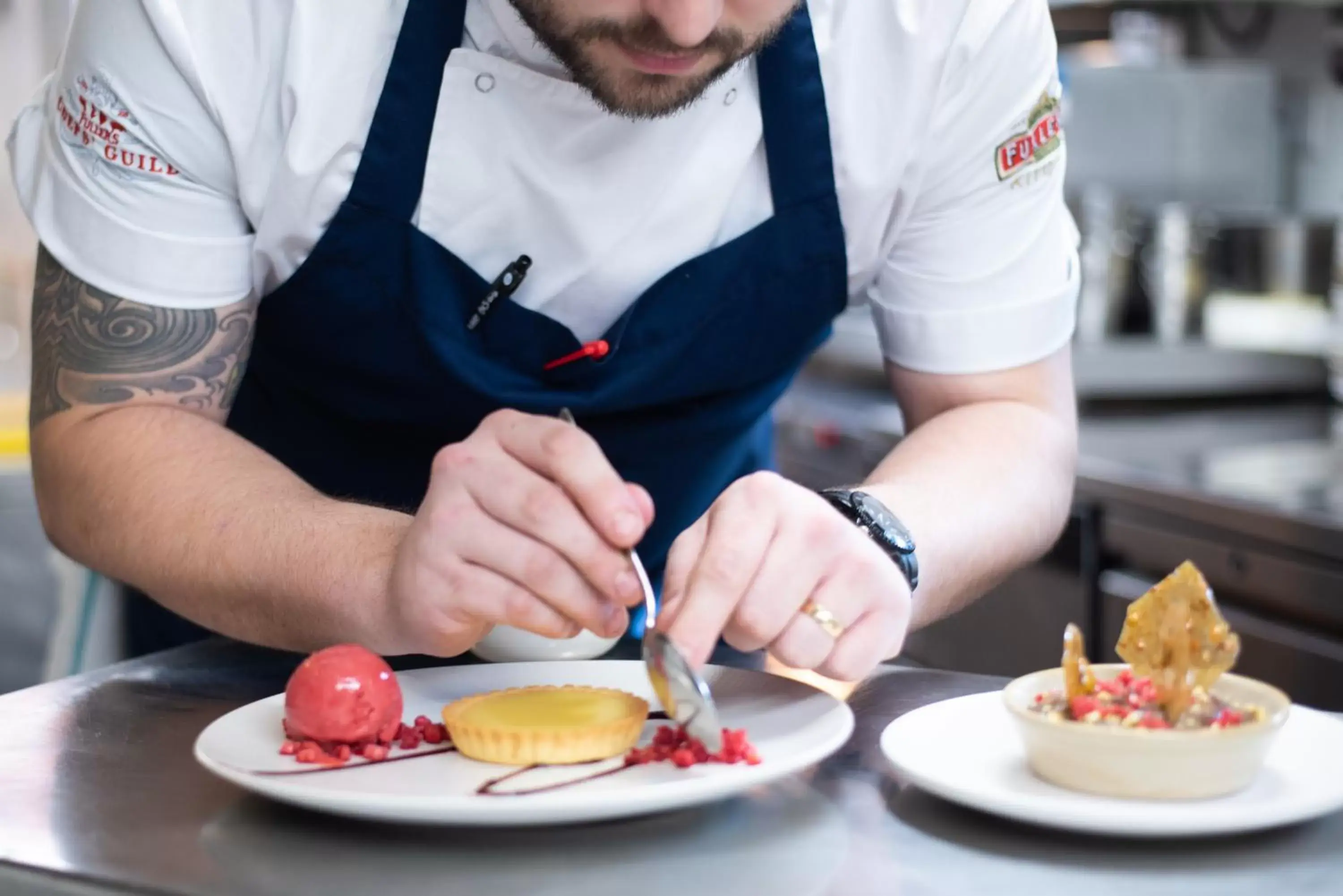 Staff, Food in Cromwell Arms Country Pub with Rooms