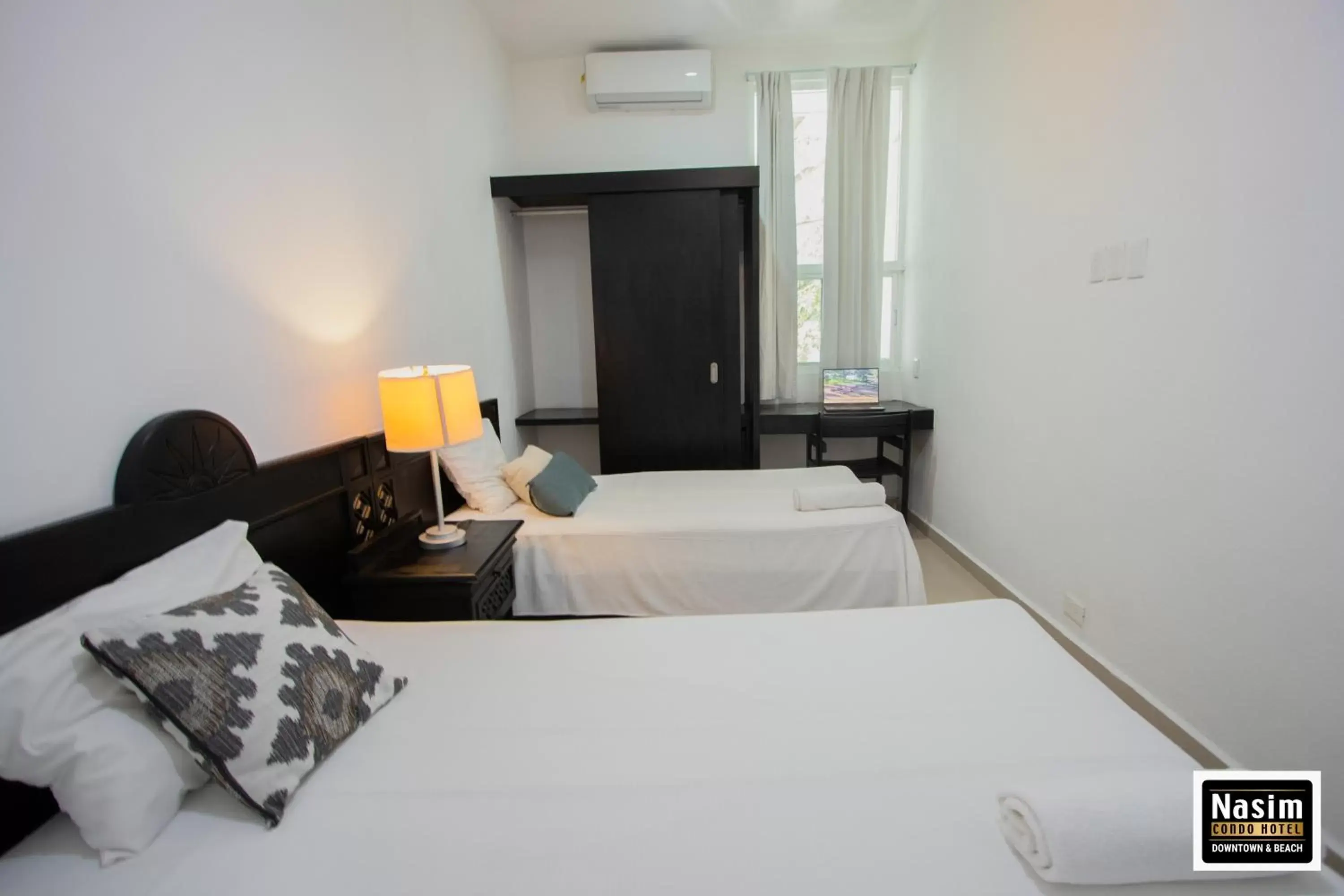 Bed in Nasim Condo Hotel con acceso BEACH CLUB GRATIS, metros 5th AVENIDA