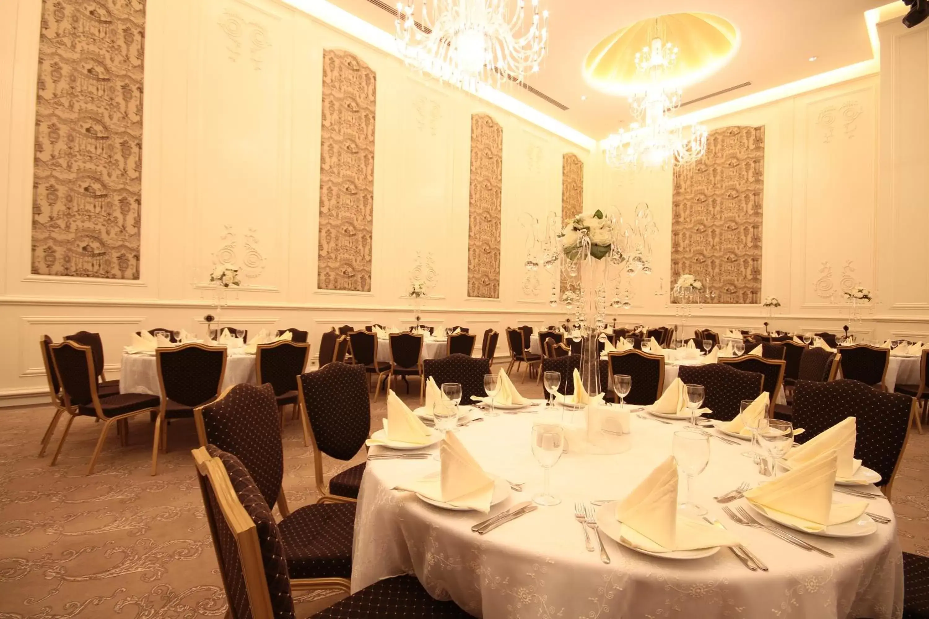 Restaurant/Places to Eat in Grand Hotel Gaziantep