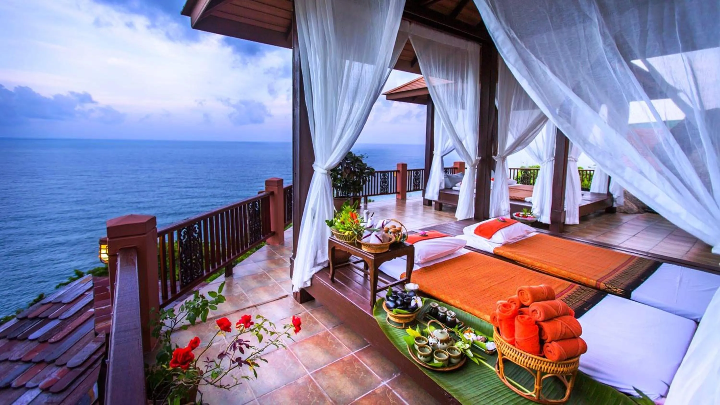 Spa and wellness centre/facilities in Samui Bayview Resort & Spa - SHA Plus