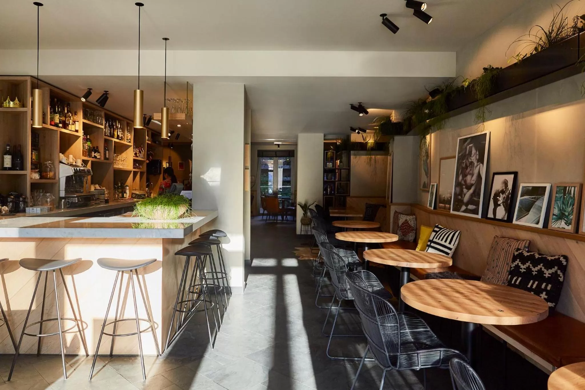 Restaurant/places to eat in Hotel Indigo Antwerp City Centre by IHG