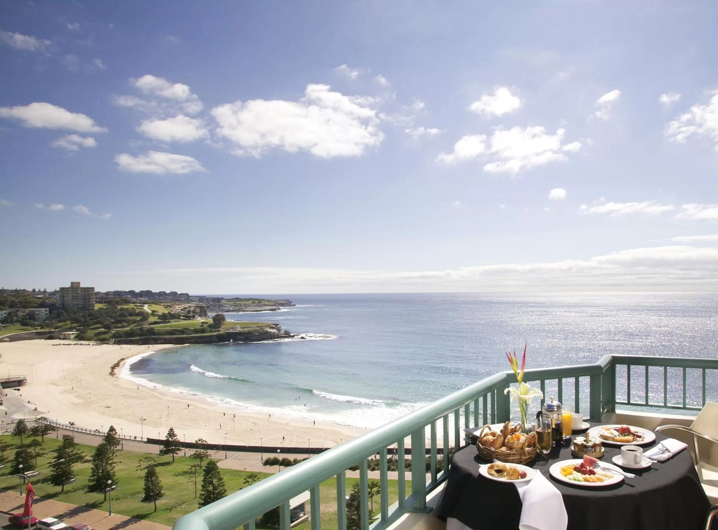 Balcony/Terrace in Crowne Plaza Sydney Coogee Beach by IHG