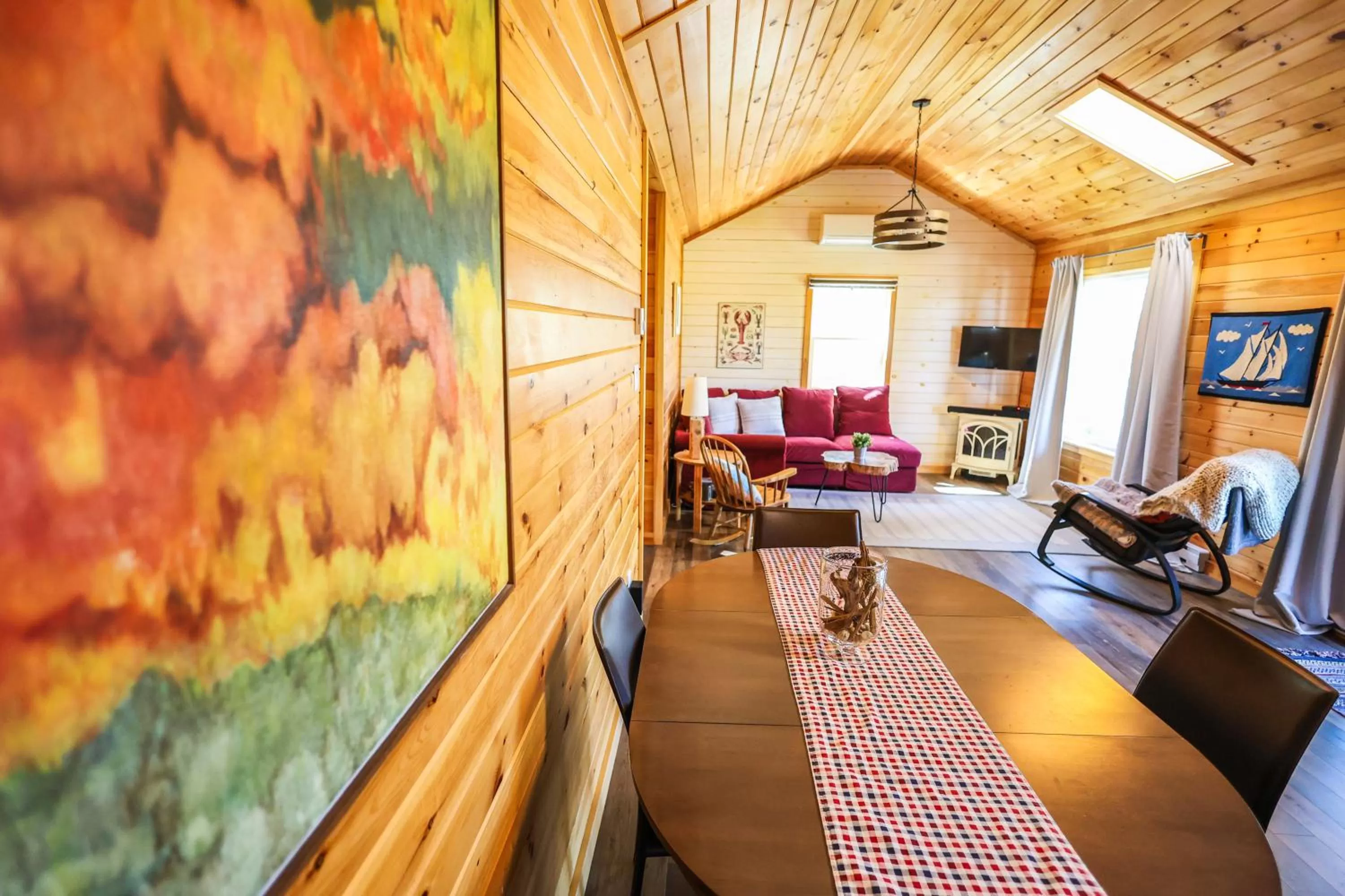 The Kitch'inn - Boutique Inn and Wine Bar