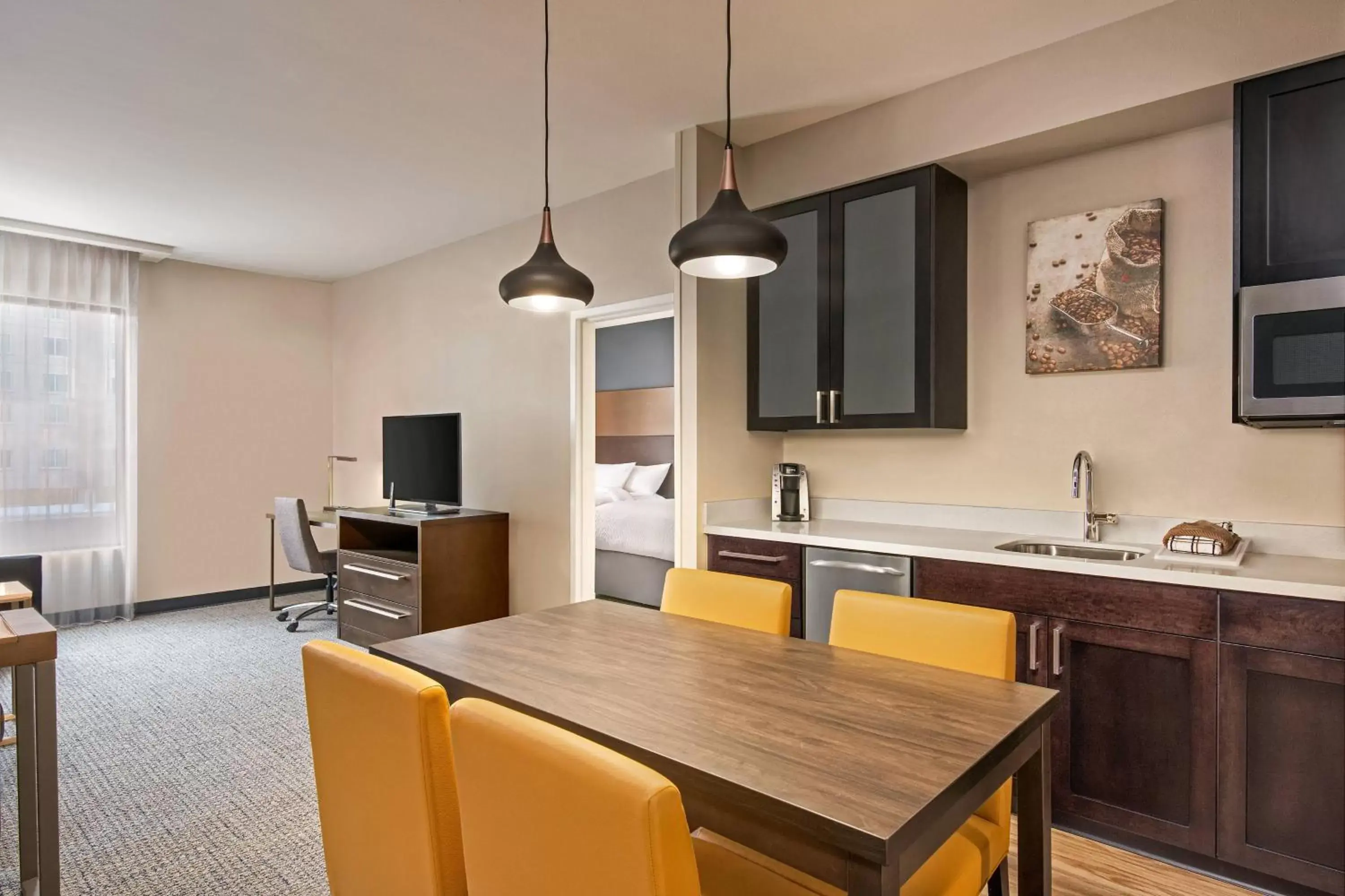 Bedroom, Dining Area in Residence Inn by Marriott Boise Downtown City Center