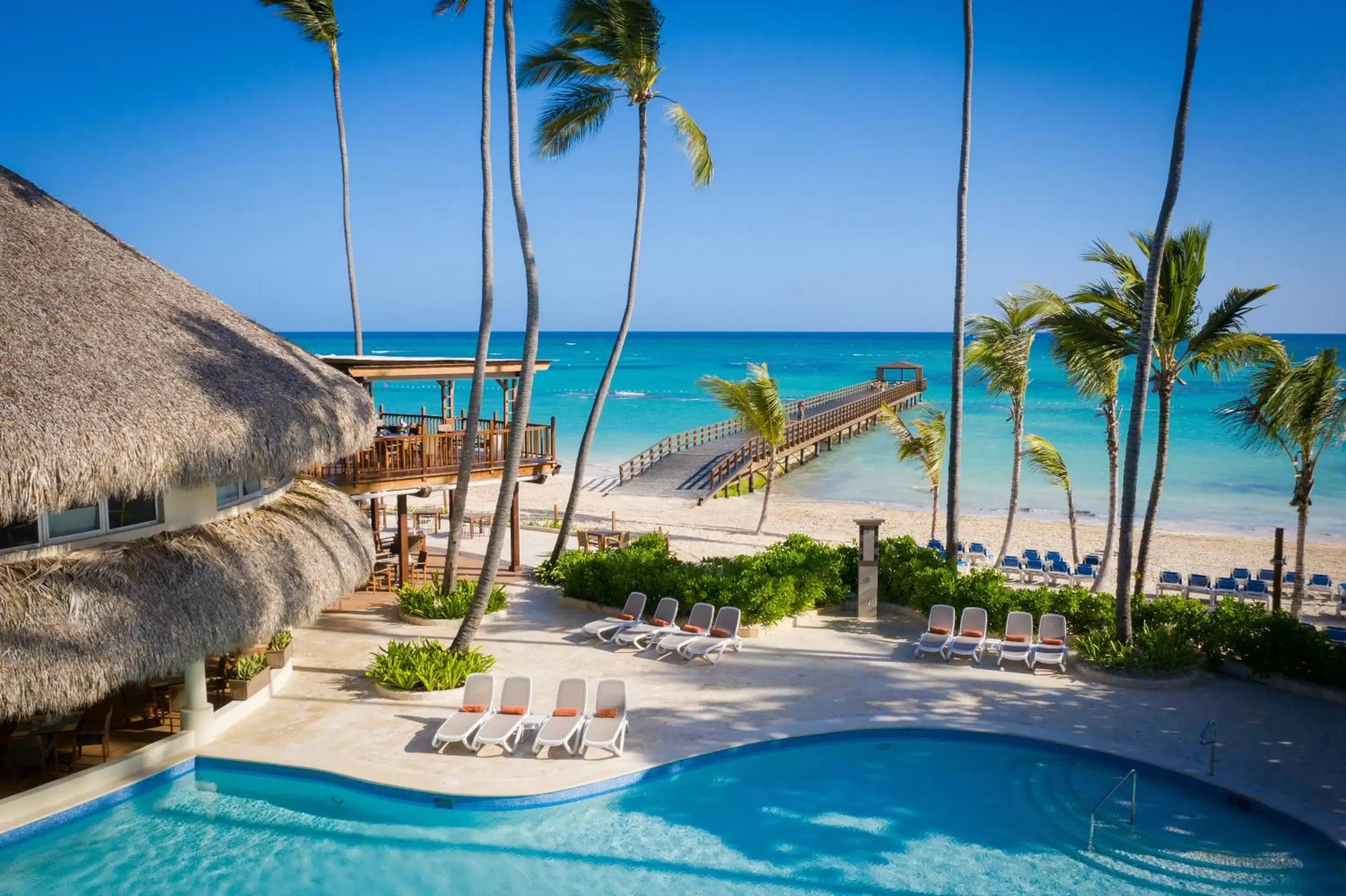 Restaurant/places to eat, Swimming Pool in Impressive Punta Cana - All Inclusive