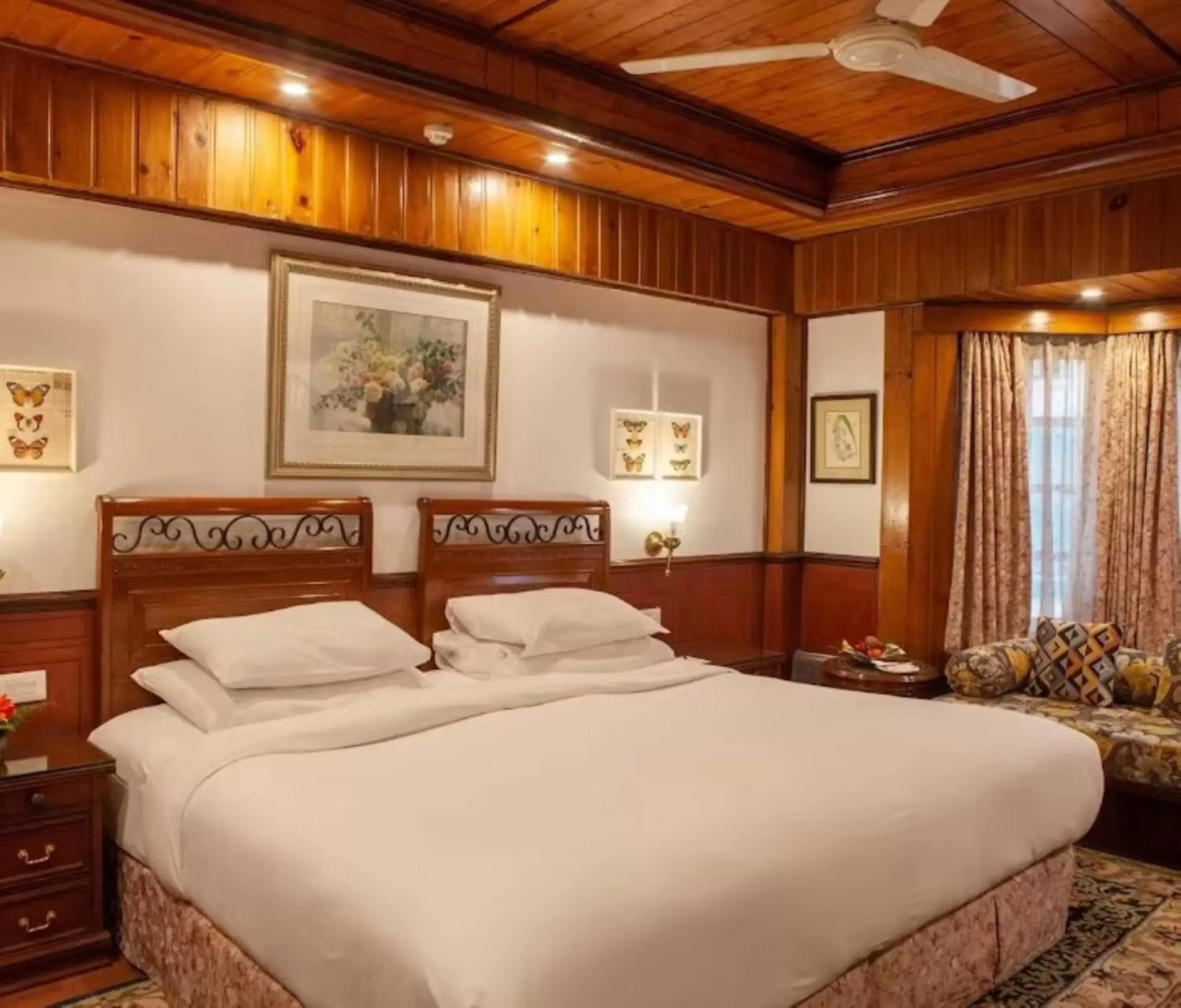 Bed in Mayfair Darjeeling Bed in Mayfair Darjeeling