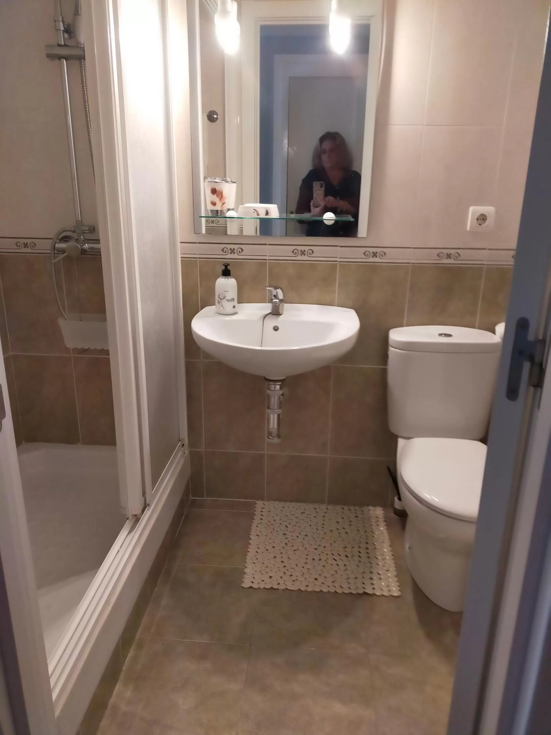 Bathroom in Benalmadena ,apartamento-Estudio primera Línea de Playa