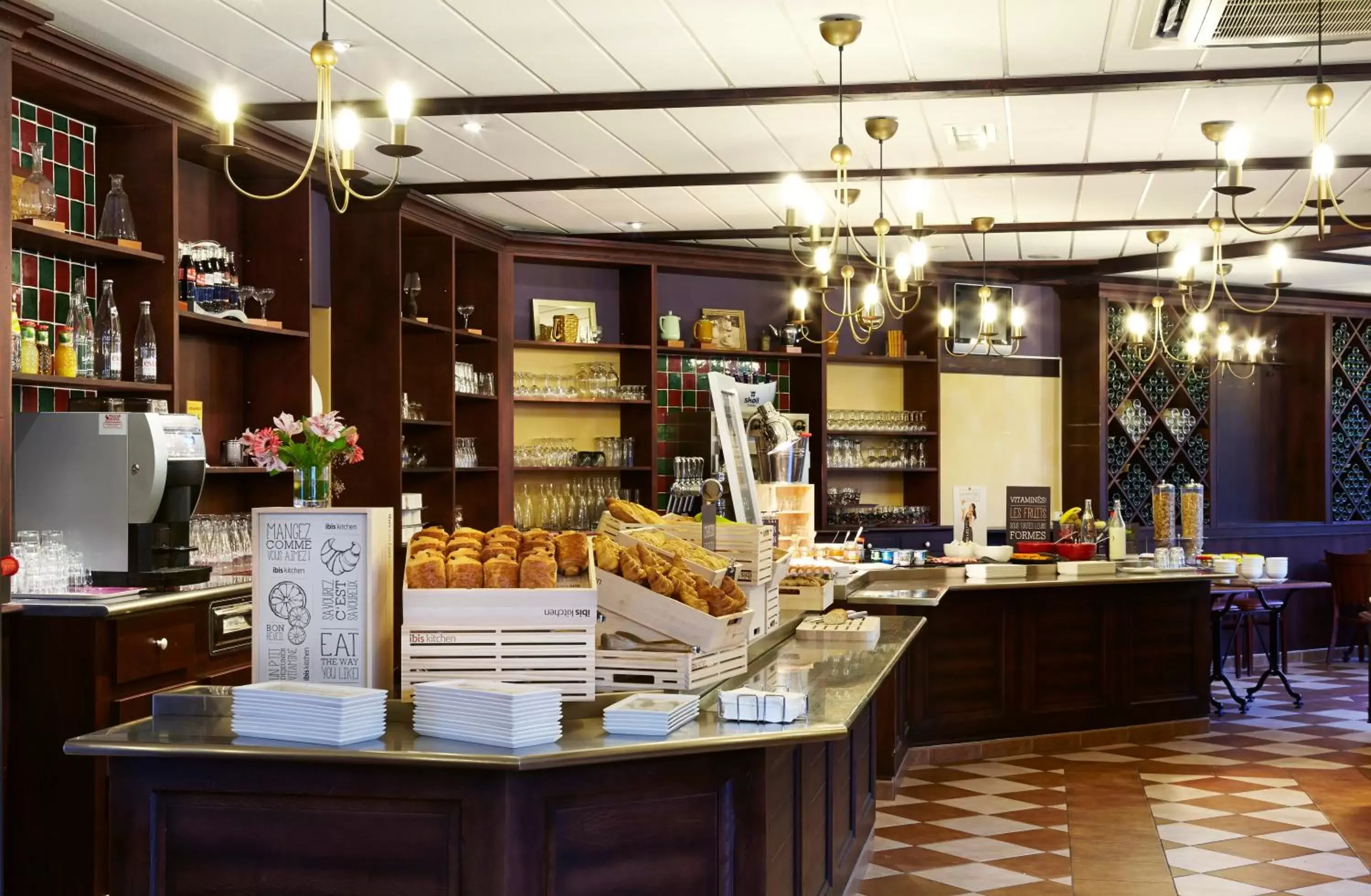 Breakfast, Restaurant/Places to Eat in ibis Chartres Ouest Luce