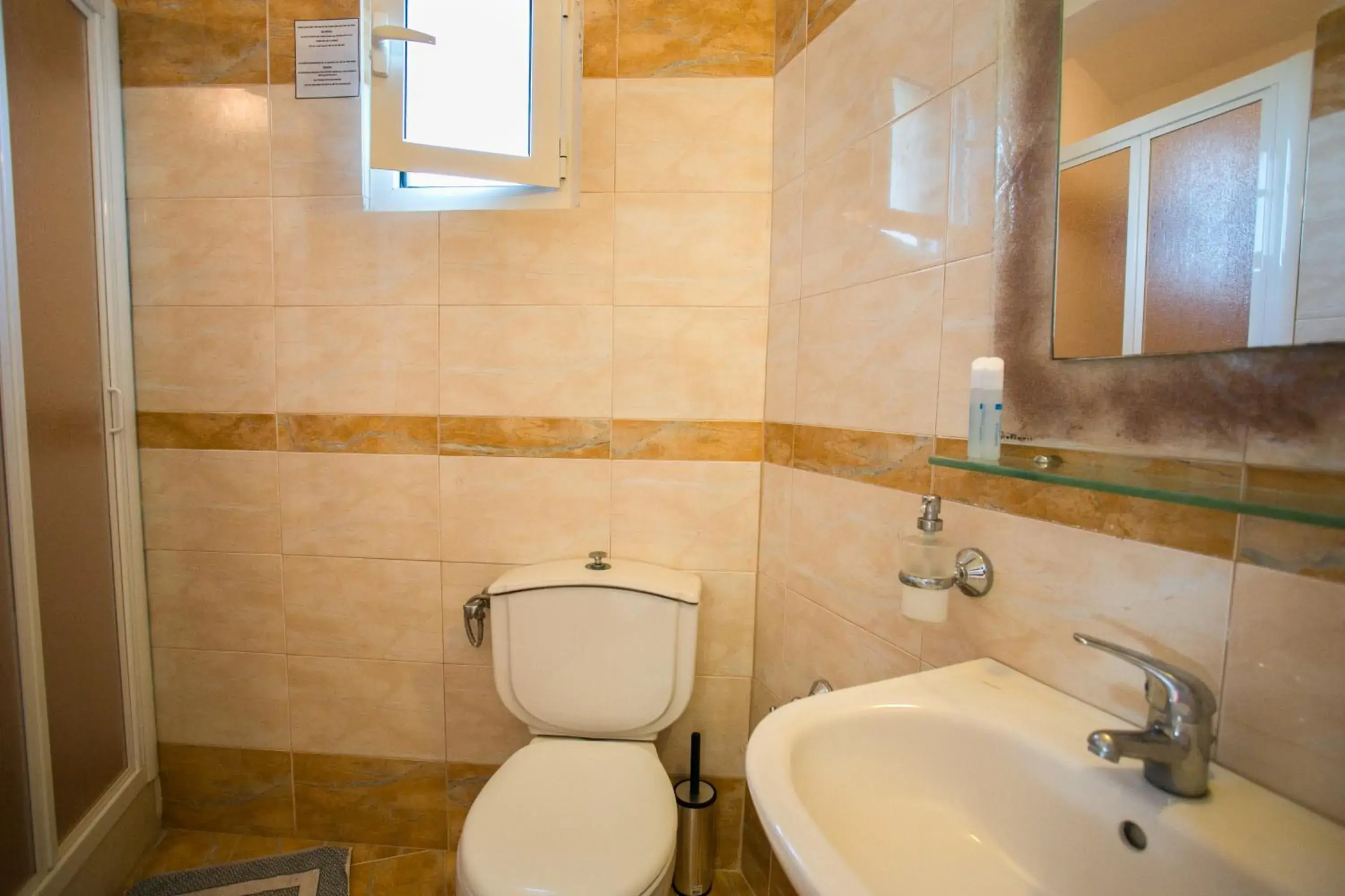 Bathroom in Asteras Paradise Hotel