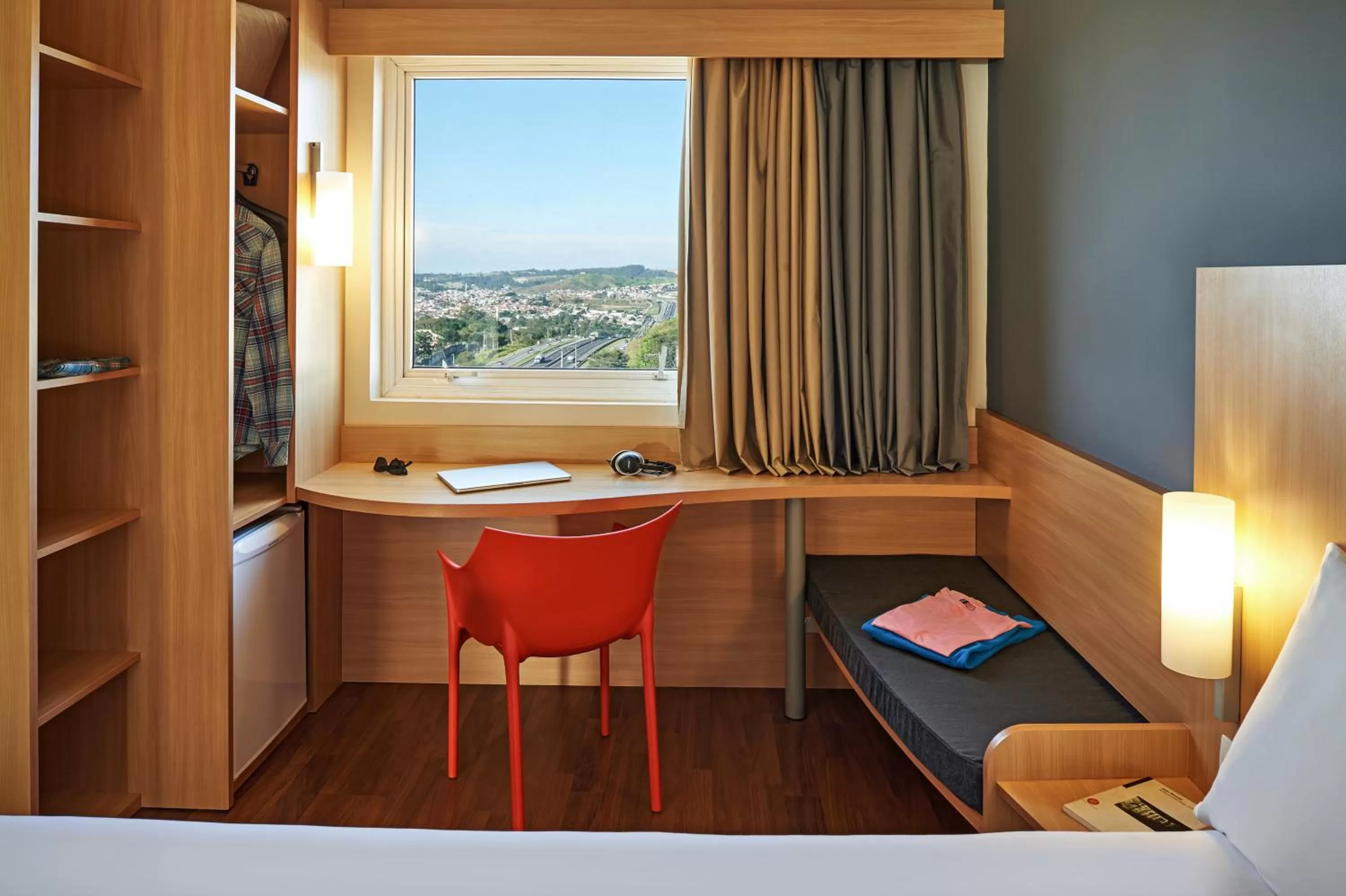 Photo of the whole room in ibis Sorocaba