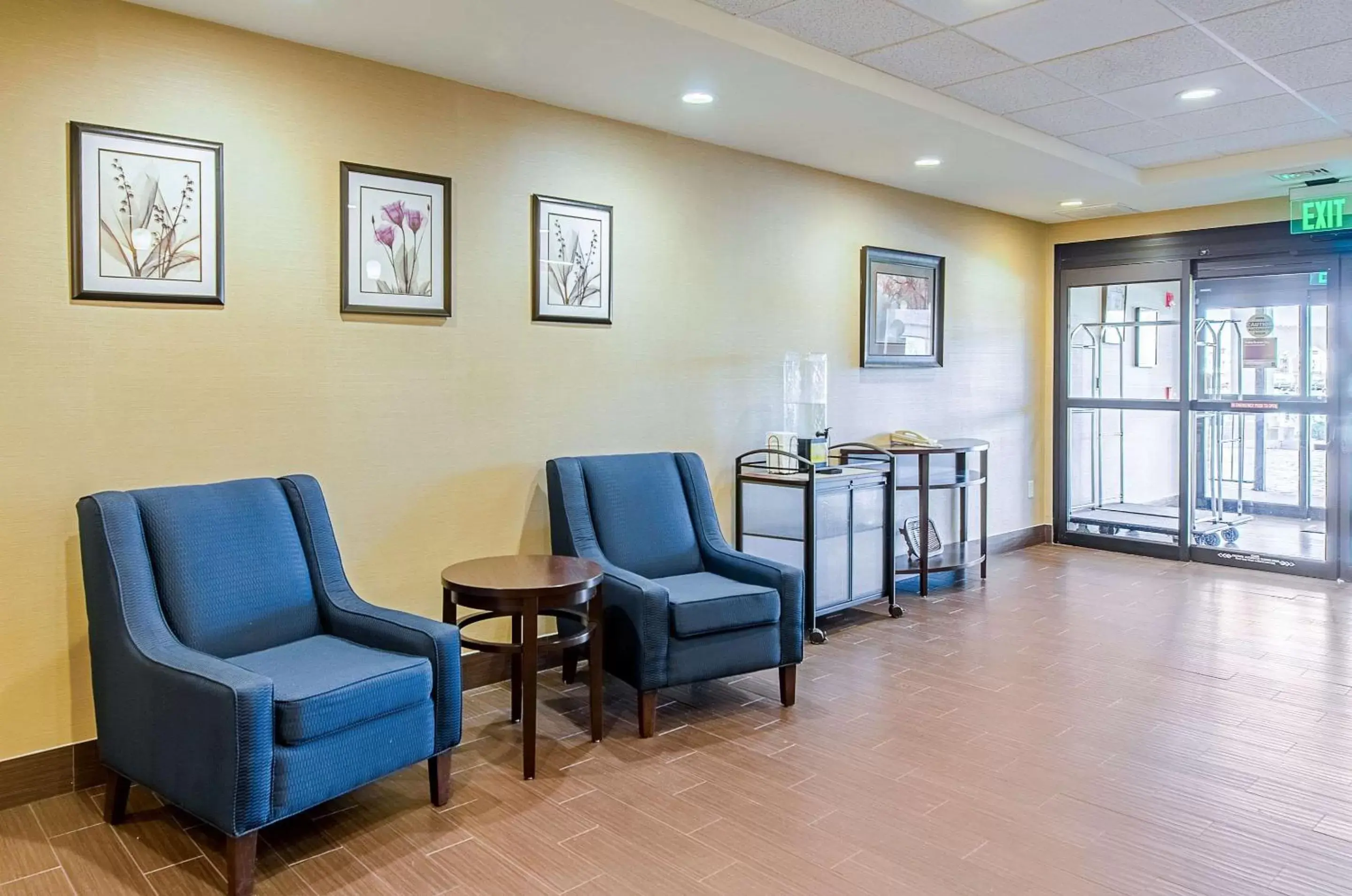 Lobby or reception in Comfort Suites Wytheville