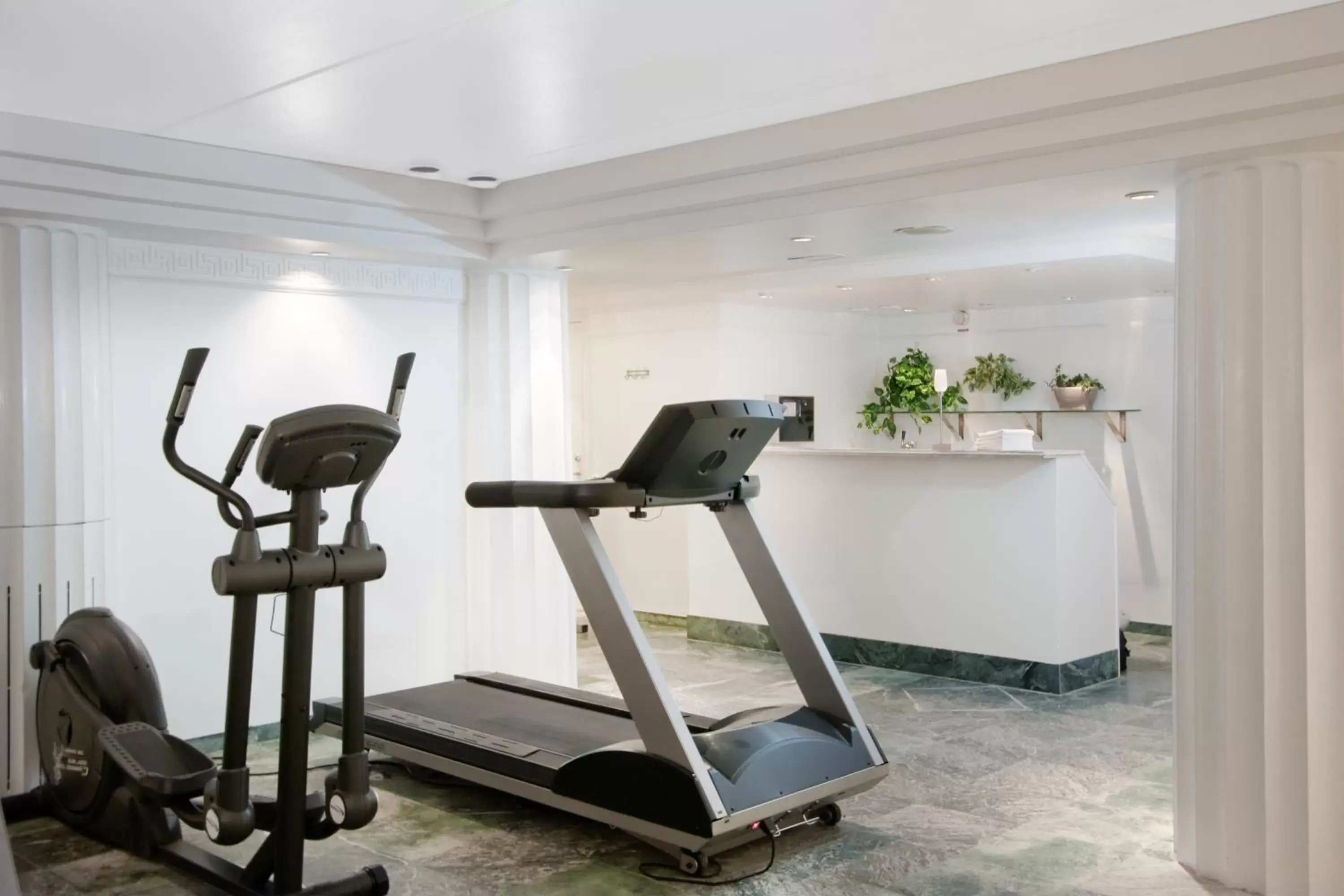 Fitness centre/facilities, Fitness Center/Facilities in Quality Hotel Carlia