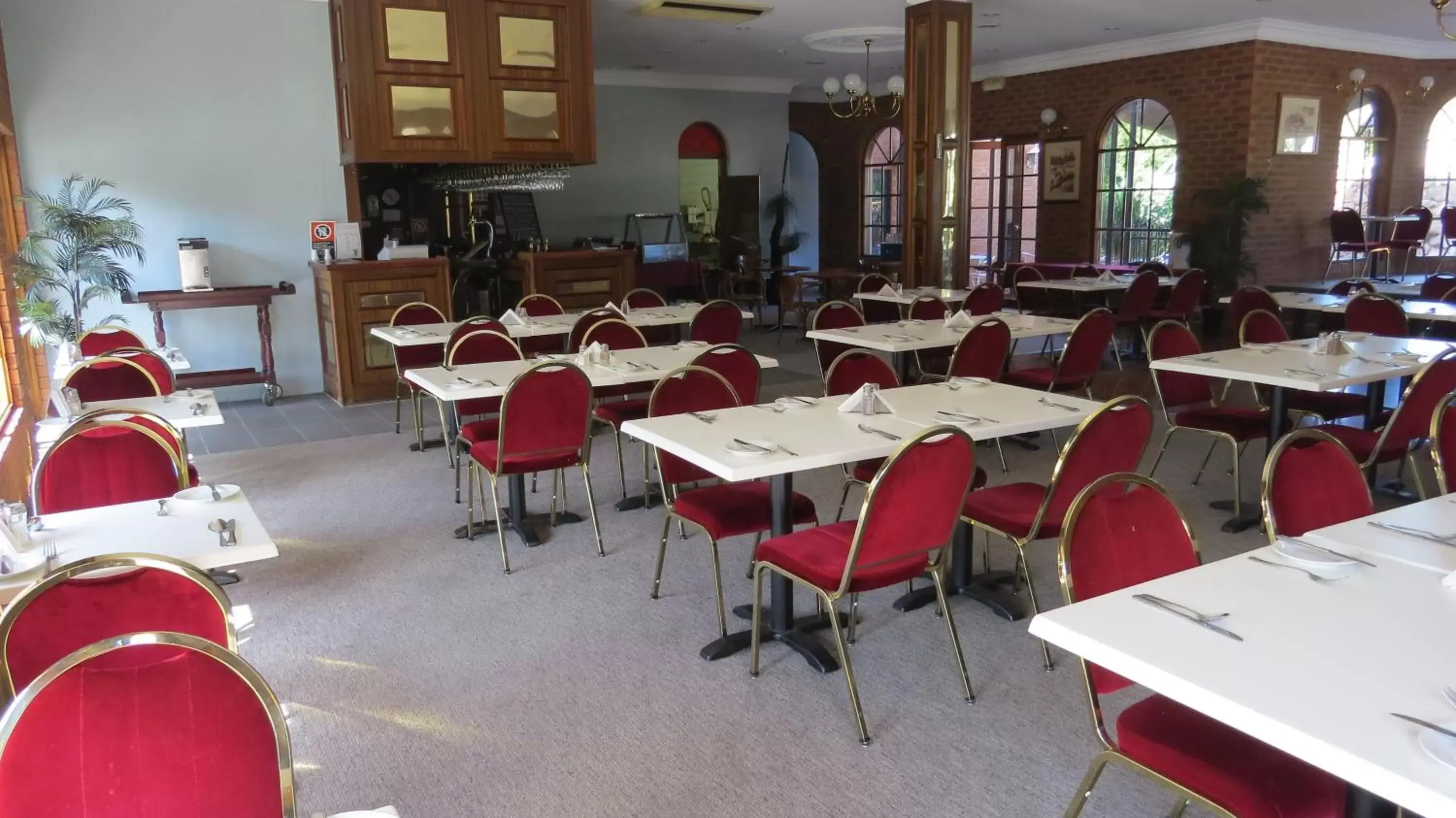 Banquet/Function facilities, Restaurant/Places to Eat in Albury Paddlesteamer Motel