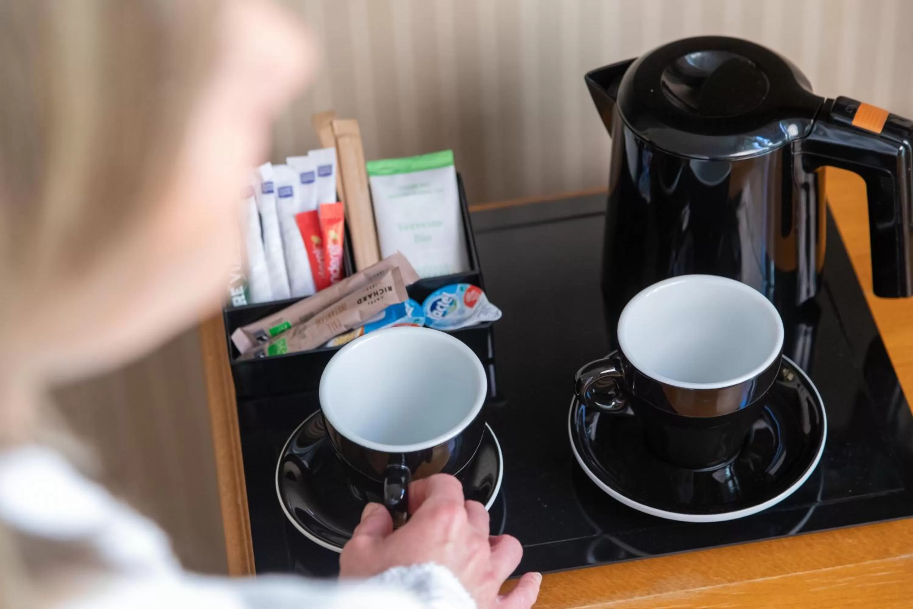 Coffee/tea facilities in Hotel Etats Unis Opera
