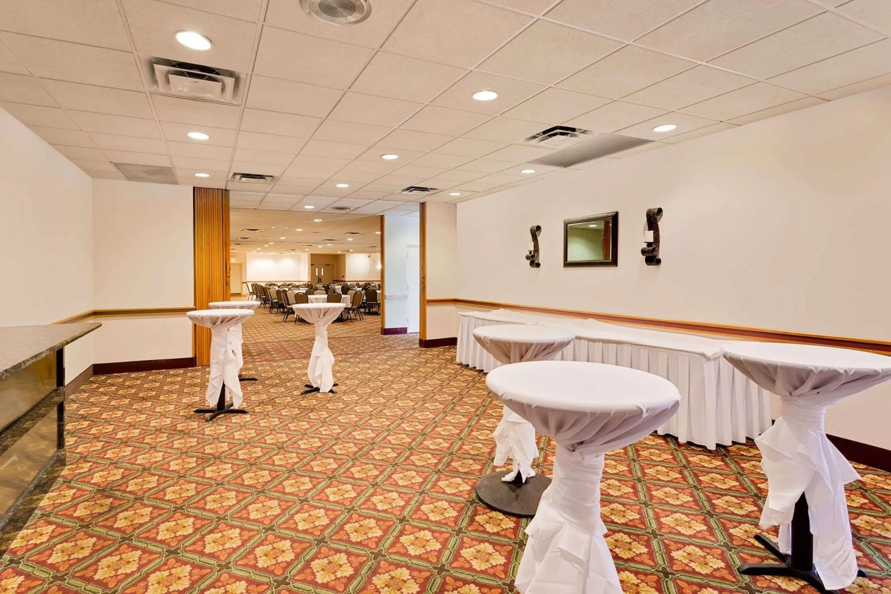 On site, Banquet Facilities in Ramada by Wyndham Marquette