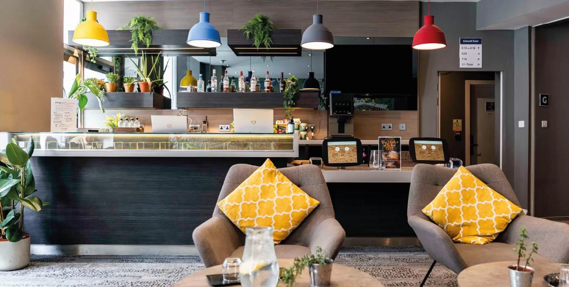 Lounge or bar in Heeton Concept Hotel - Kensington London