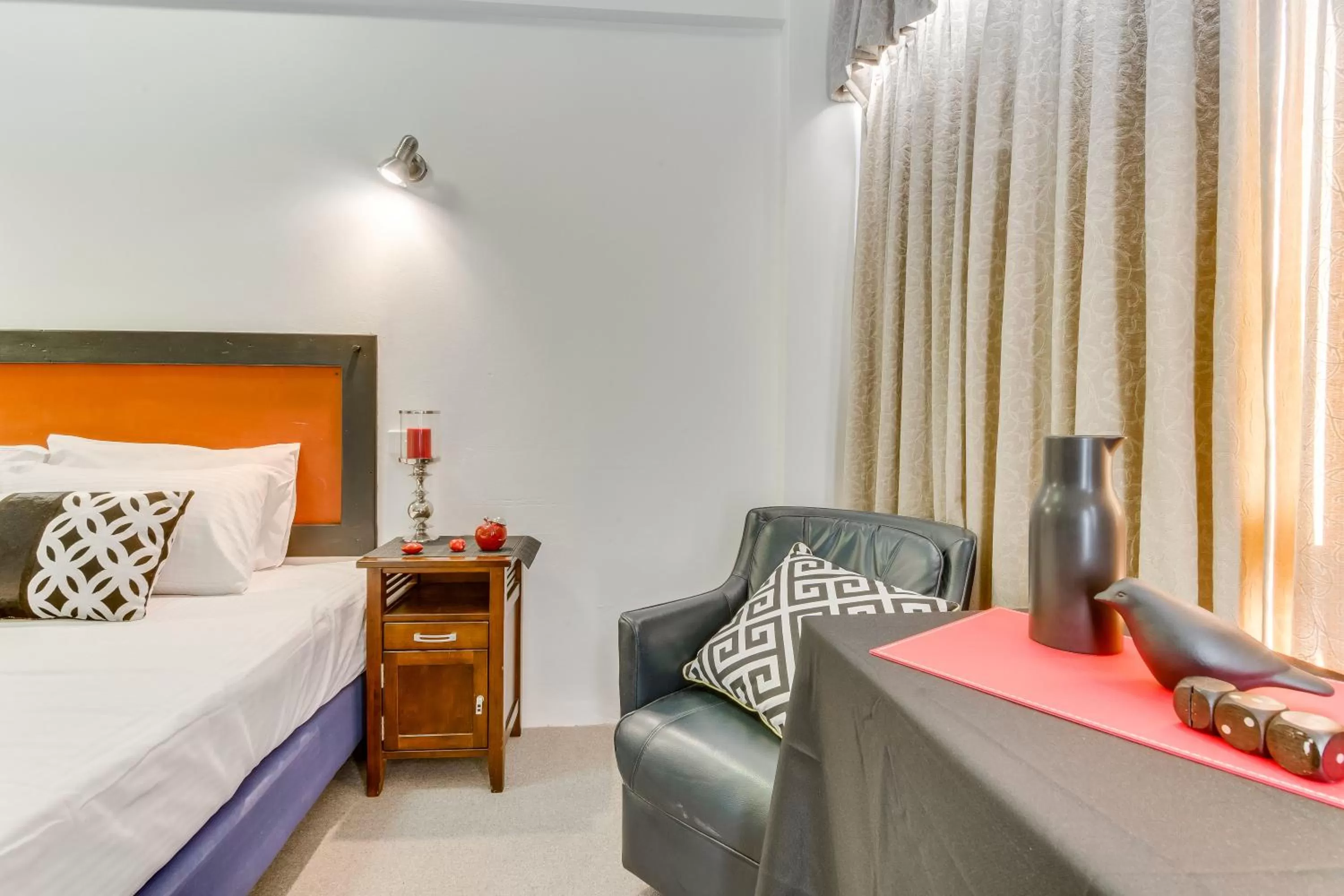 Bed in Rockhampton Riverside Central Hotel Official