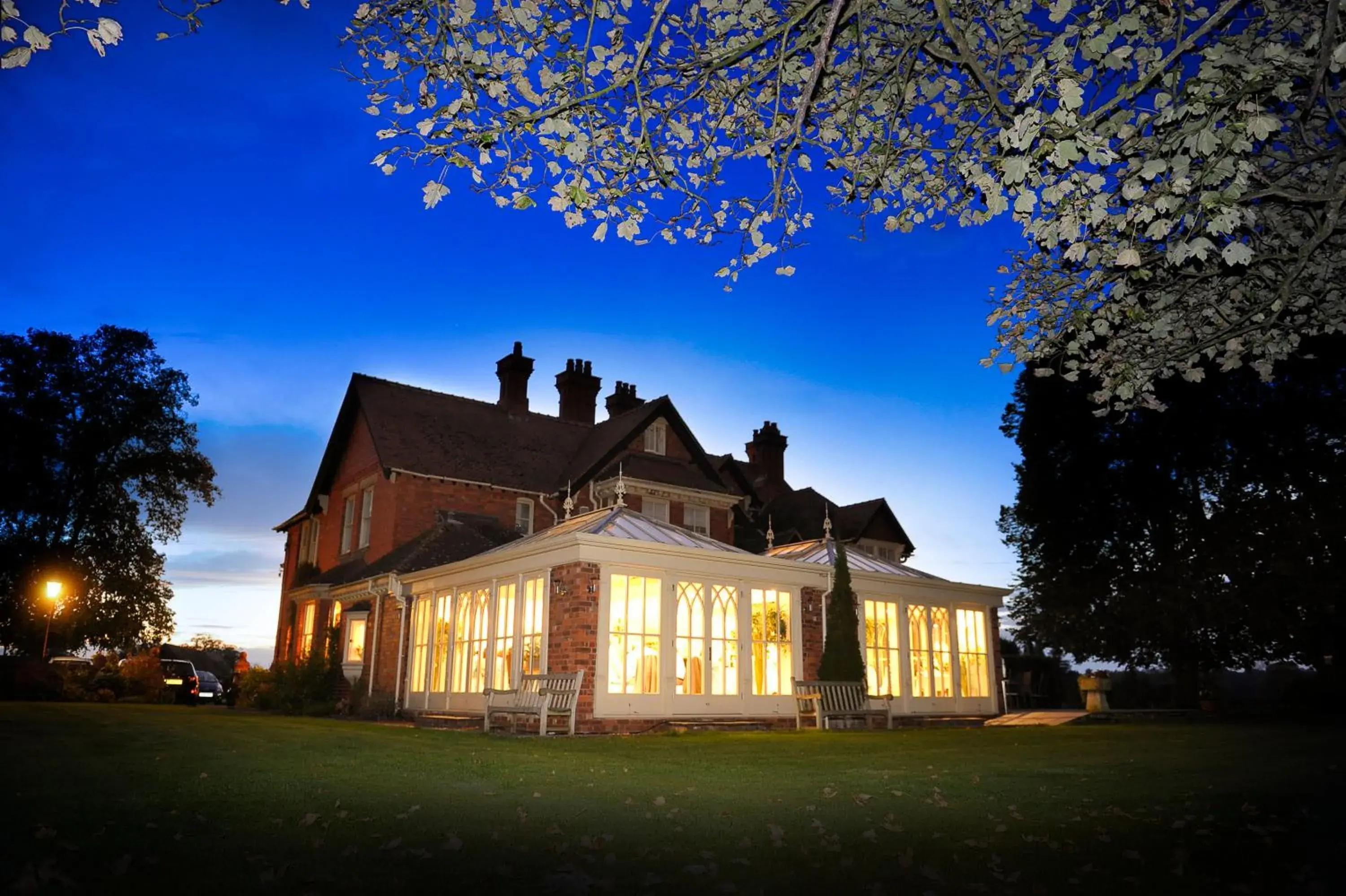 Property Building in The Old Vicarage Hotel & Restaurant